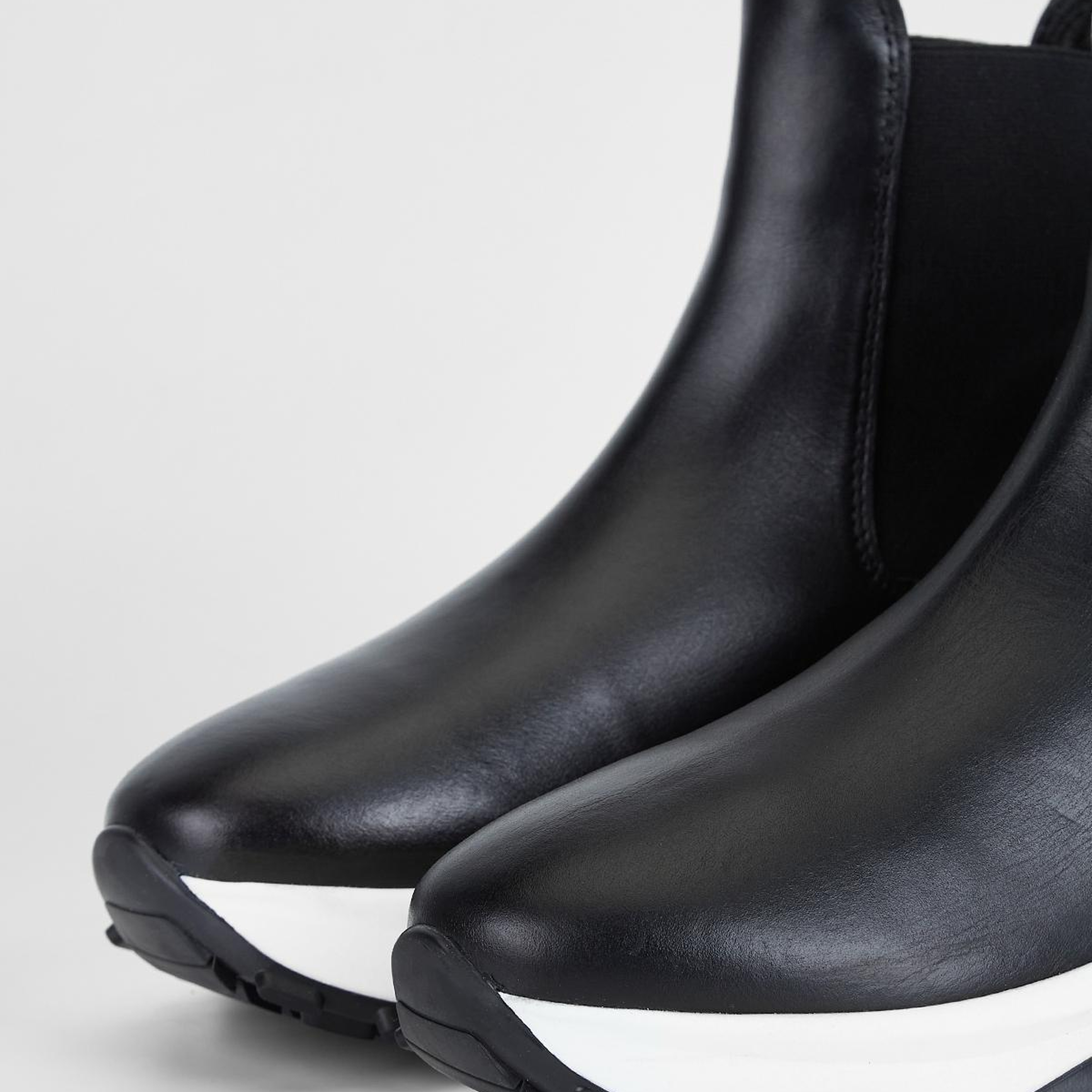 Valmenti Kadın Hakiki Deri Siyah Düz Bot