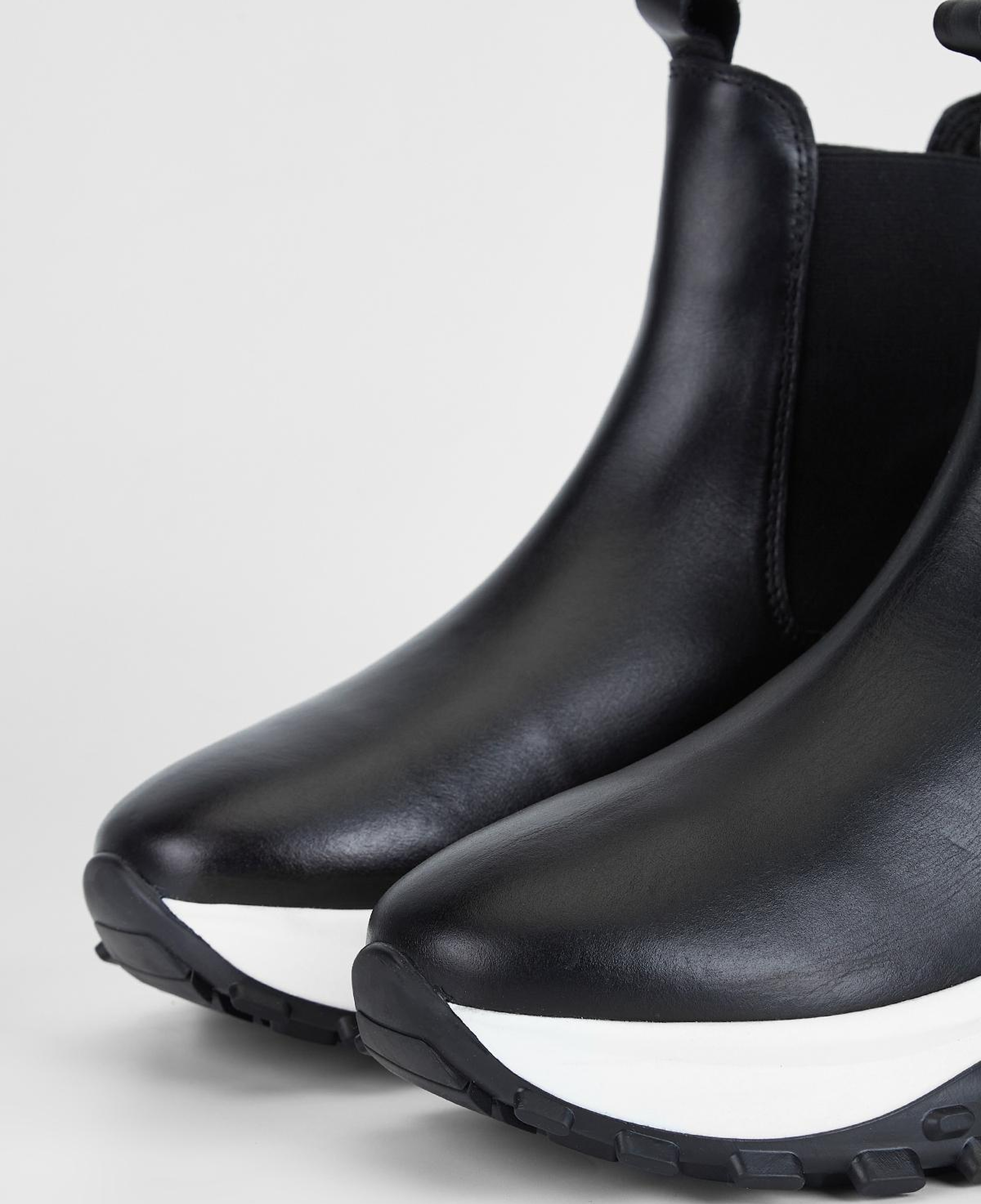 Valmenti Kadın Hakiki Deri Siyah Düz Bot