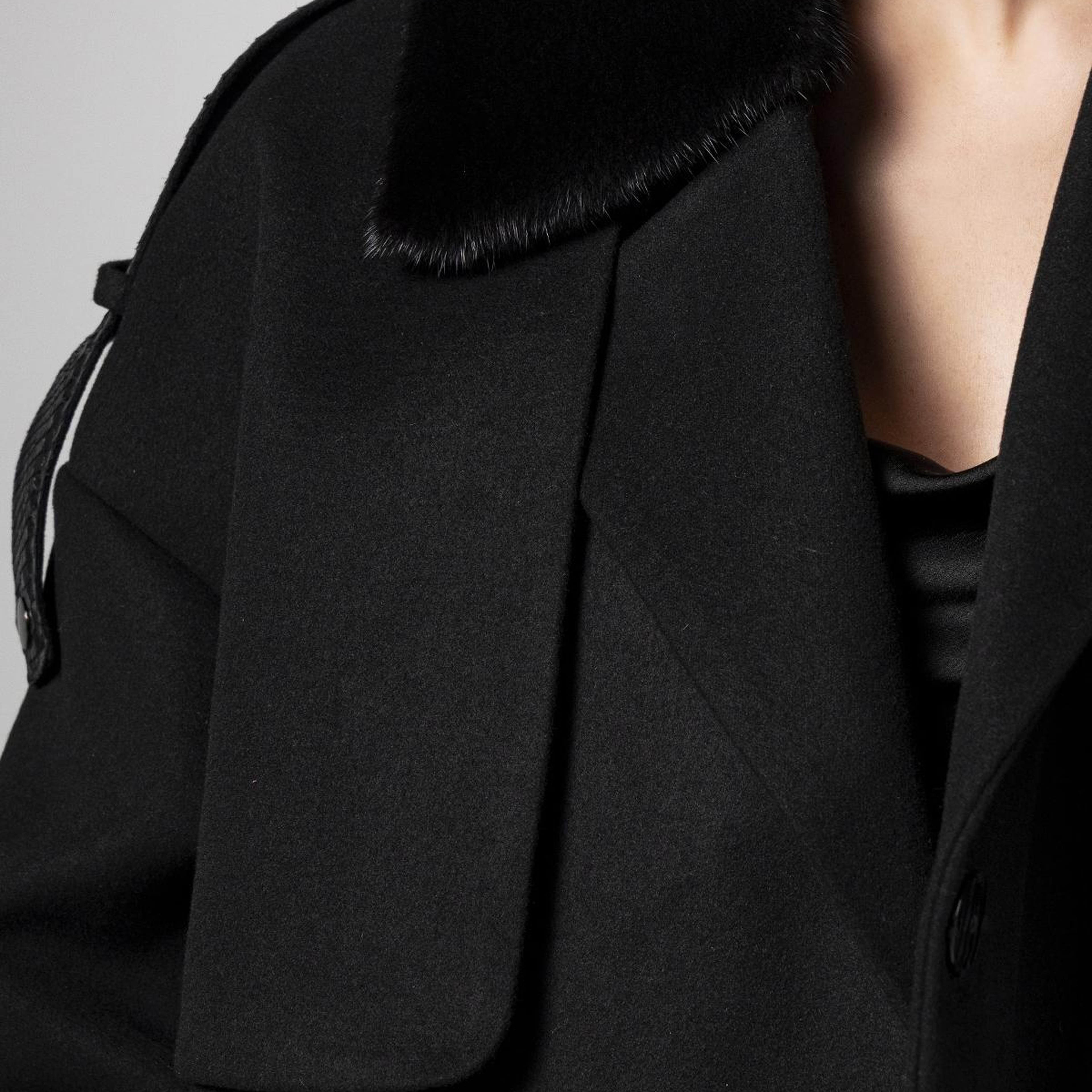 Valmenti Kadın Kumaş/Piton/Kürk Siyah Mont