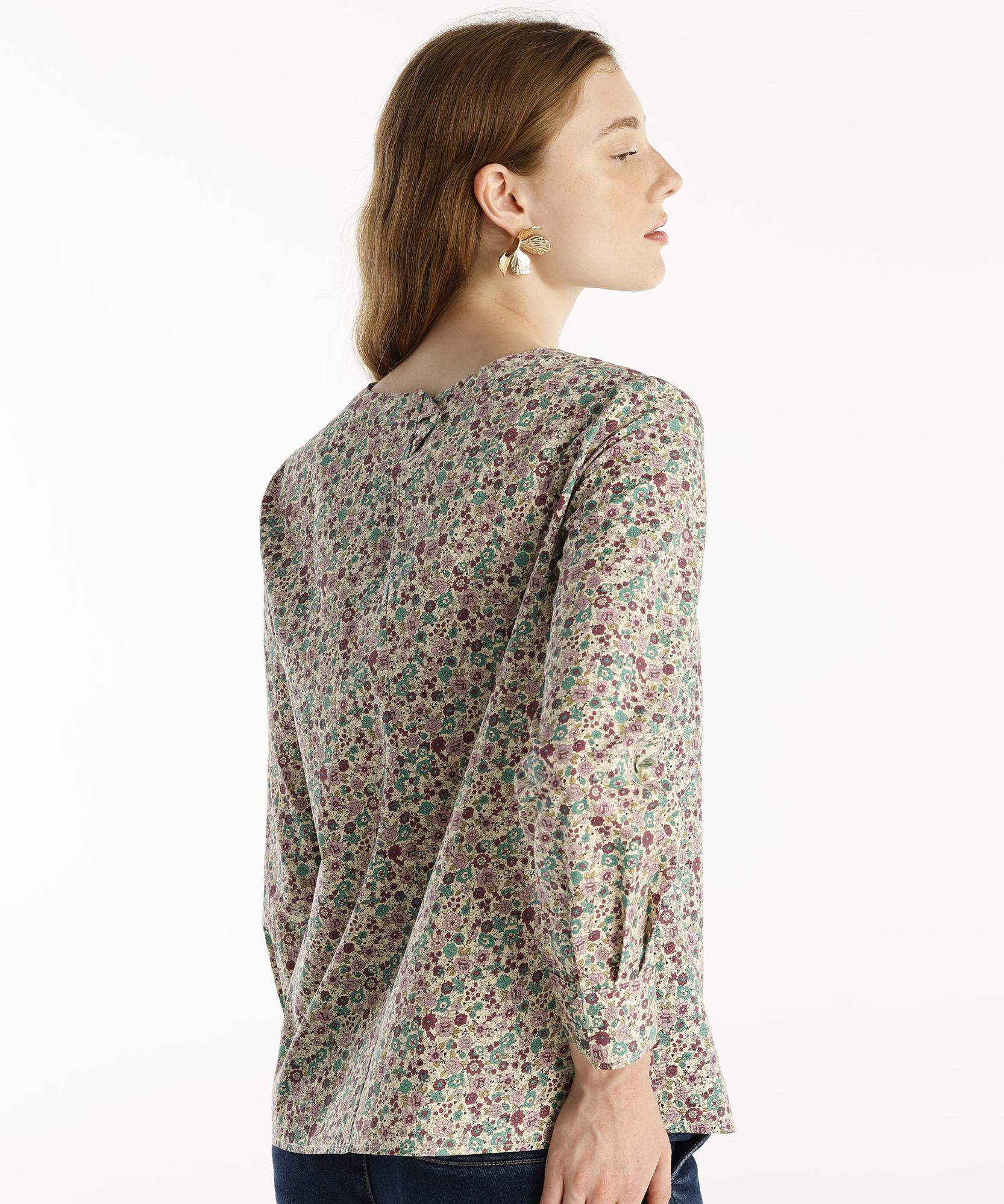 YARGICI Arka Detaylı Bluz