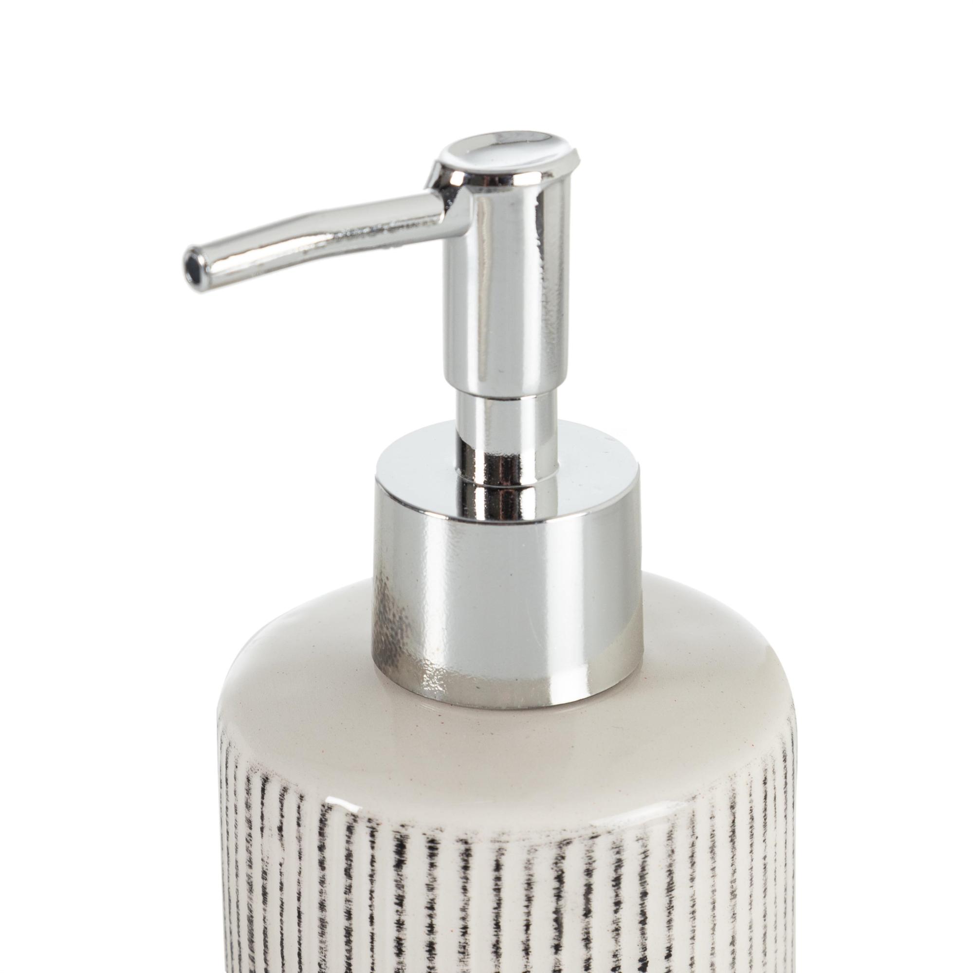 LINEA 5'Lİ KUTULU BANYO SETİ