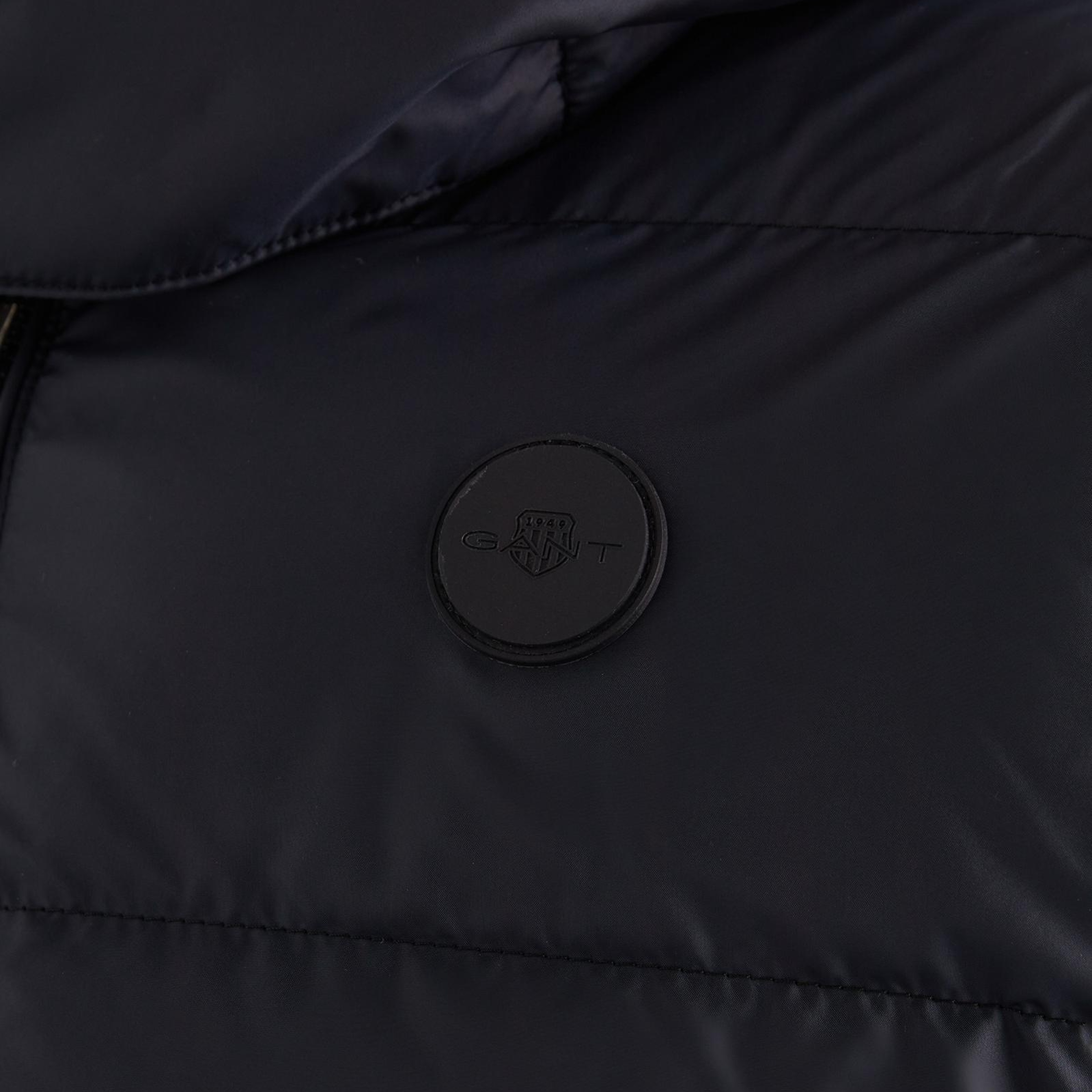 GANT Erkek Siyah Regular Fit Kapüşonlu Yelek