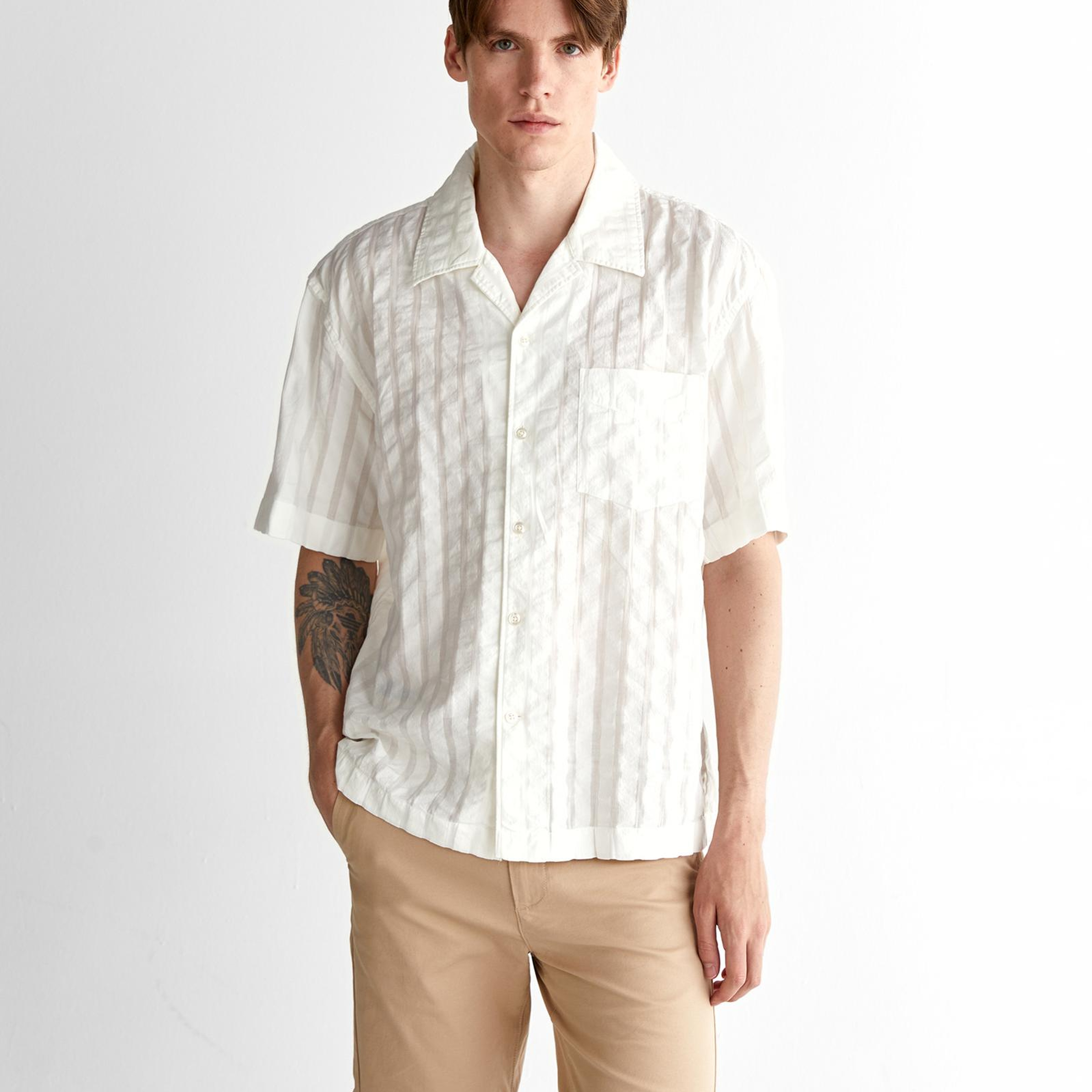 GANT Erkek Krem Relaxed Fit Klasik Yaka Çizgili Gömlek