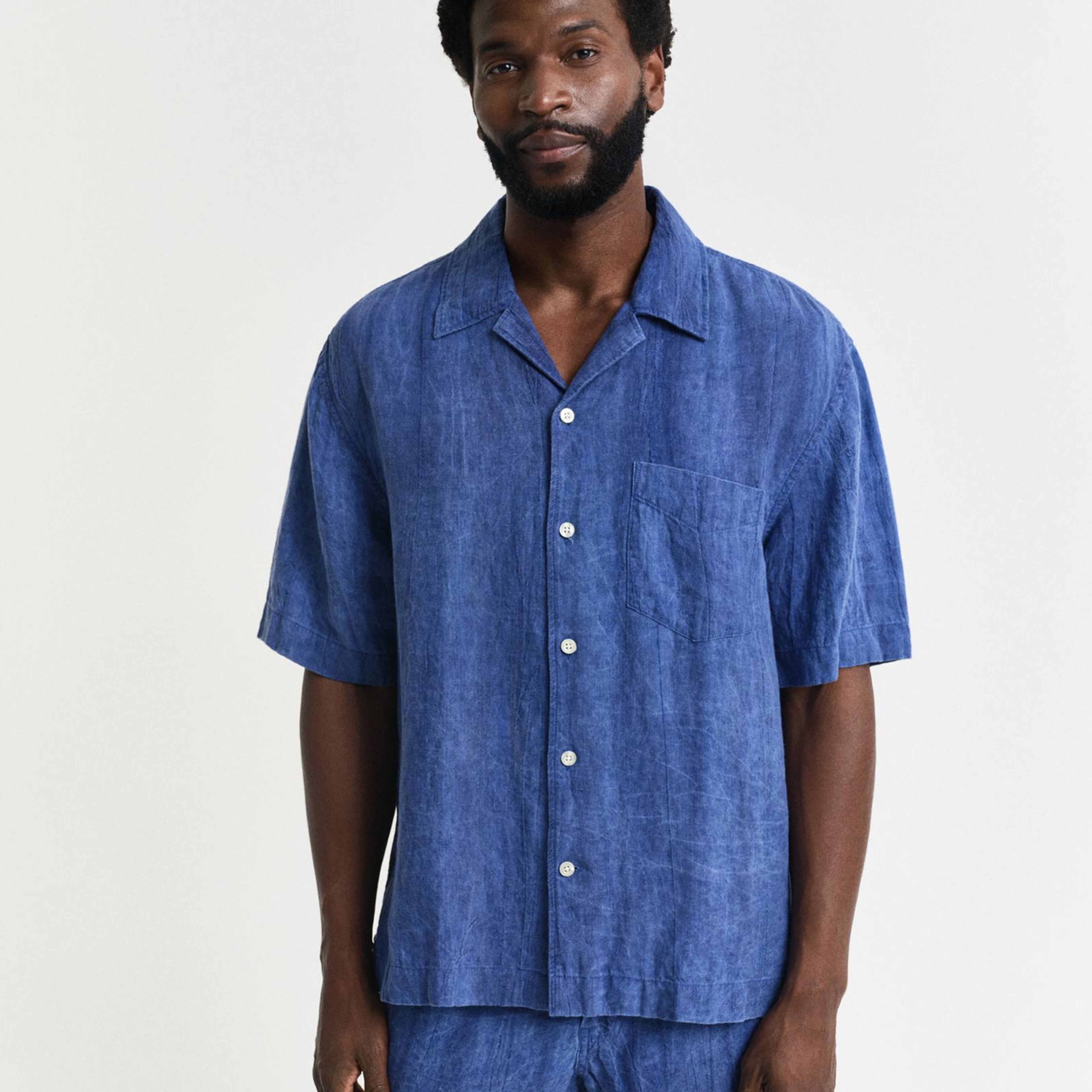 GANT Erkek Lacivert Relaxed Fit Klasik Yaka Gömlek