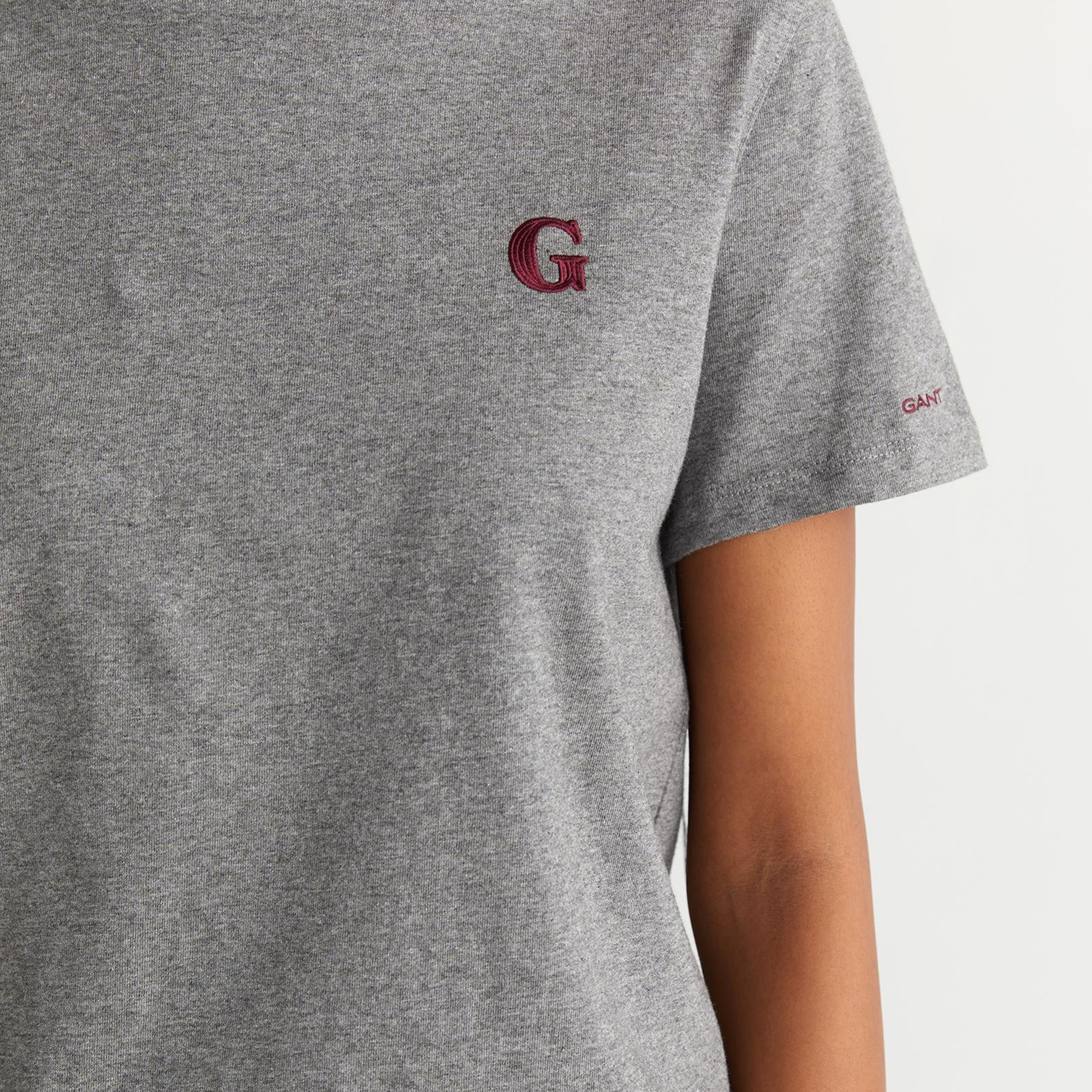 GANT Kadın Gri Regular Fit Bisiklet Yaka T-Shirt