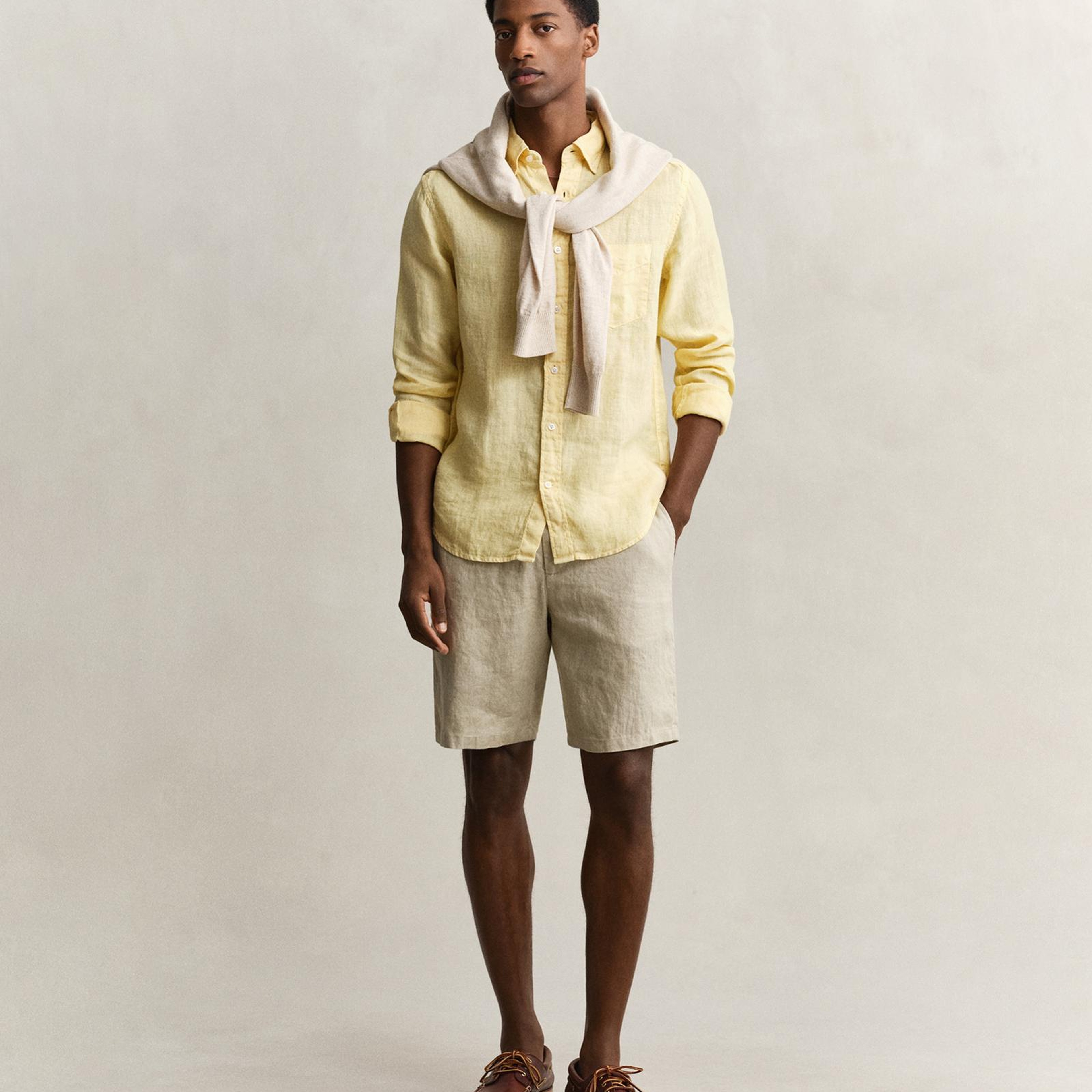 Gant Erkek Sarı Regular Fit Düğmeli Yaka Keten Gömlek