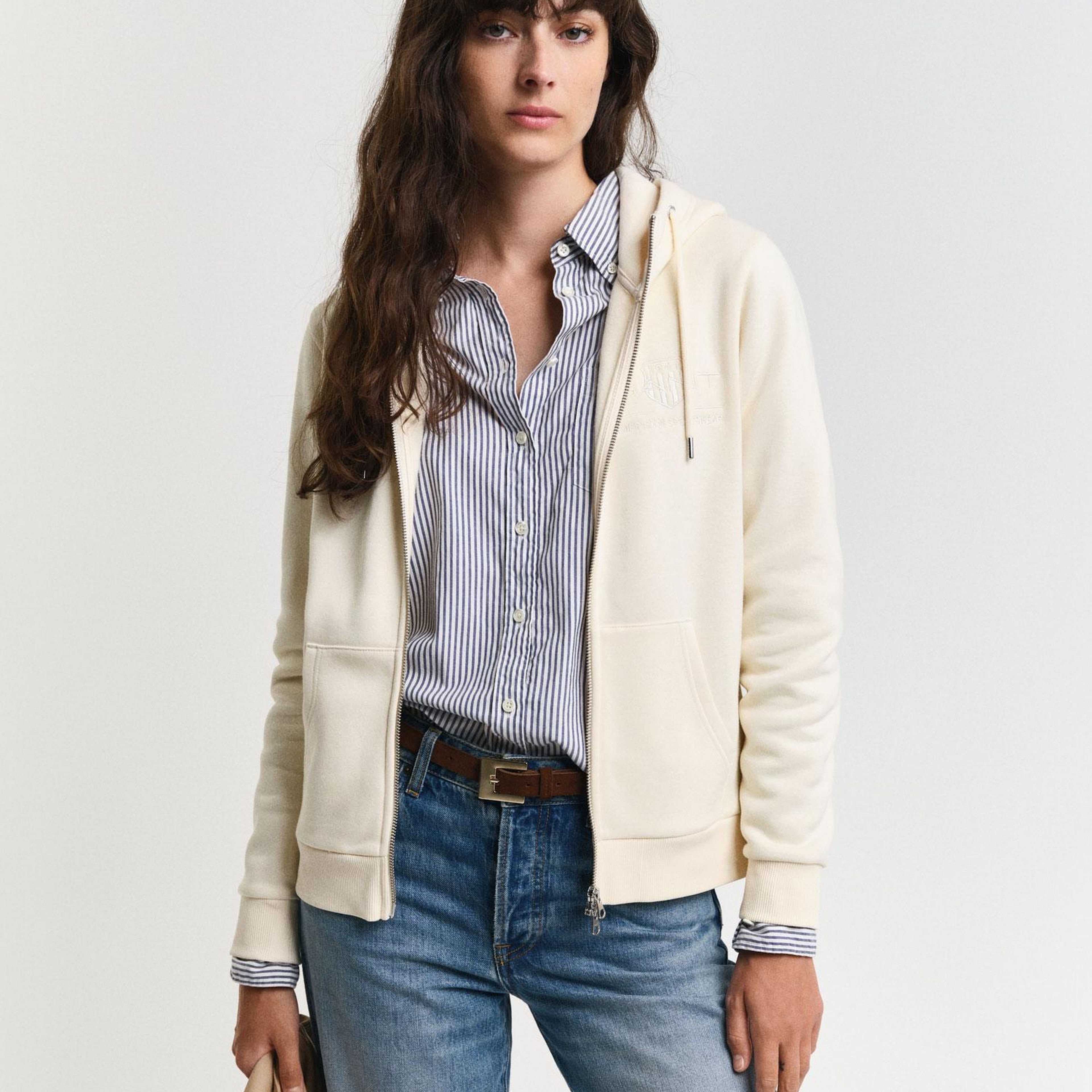 GANT Kadın Krem Regular Fit Fermuarlı Logolu Sweatshirt