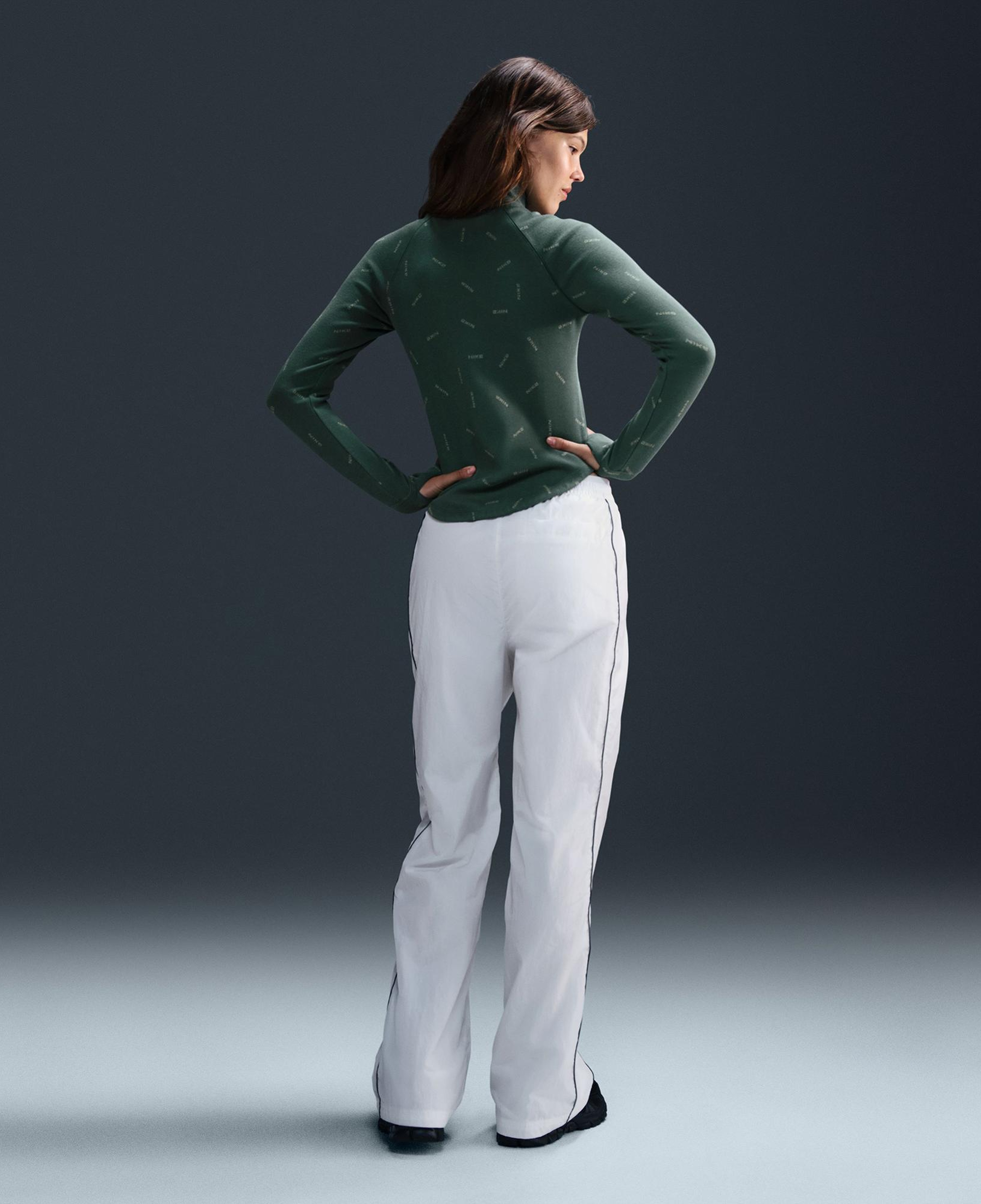 Nike Sportswear Collection Kadın Yeşil Uzun Kollu T-Shirt