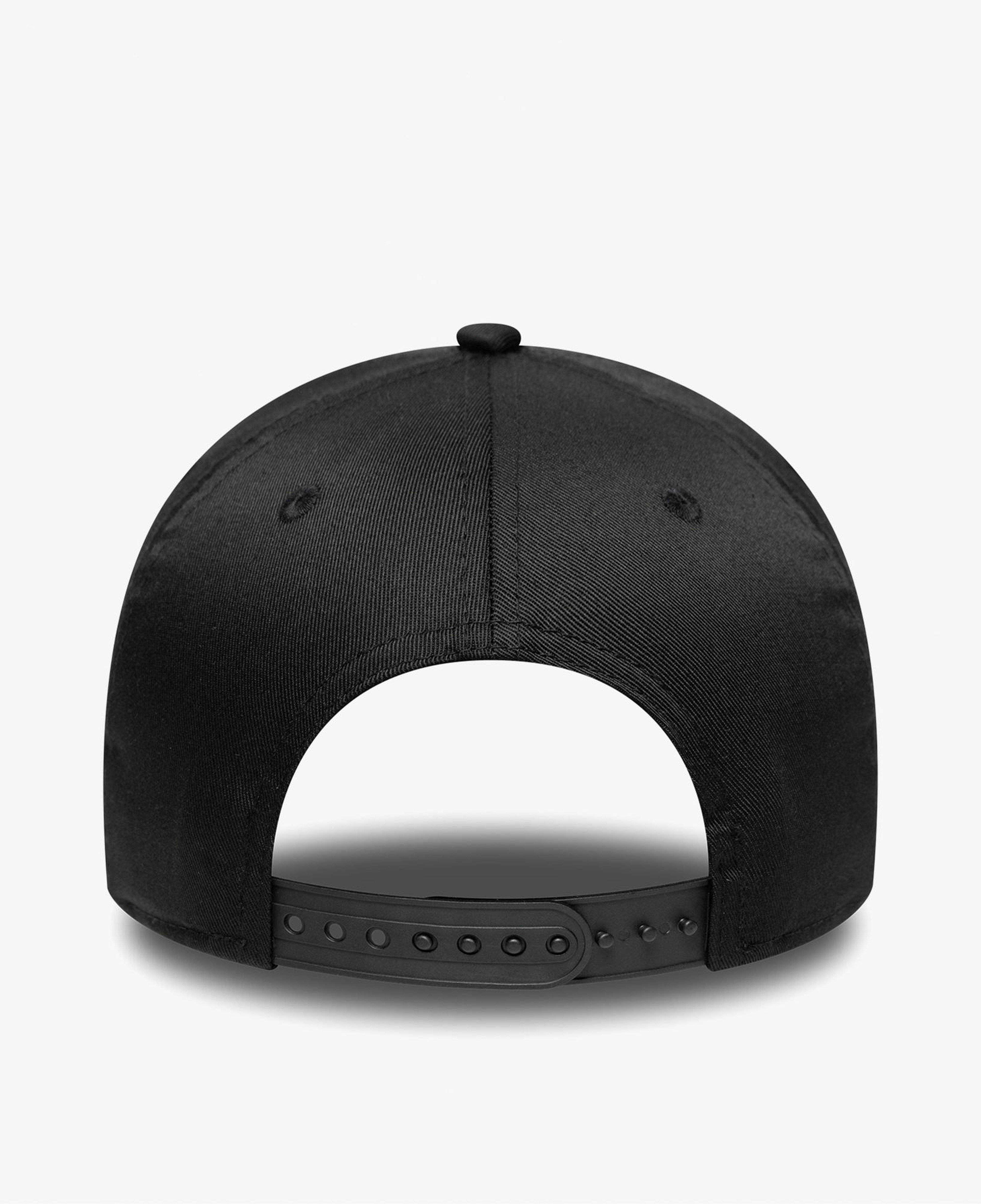 New Era Metallic Eframe Chicago Bulls Unisex Siyah Şapka
