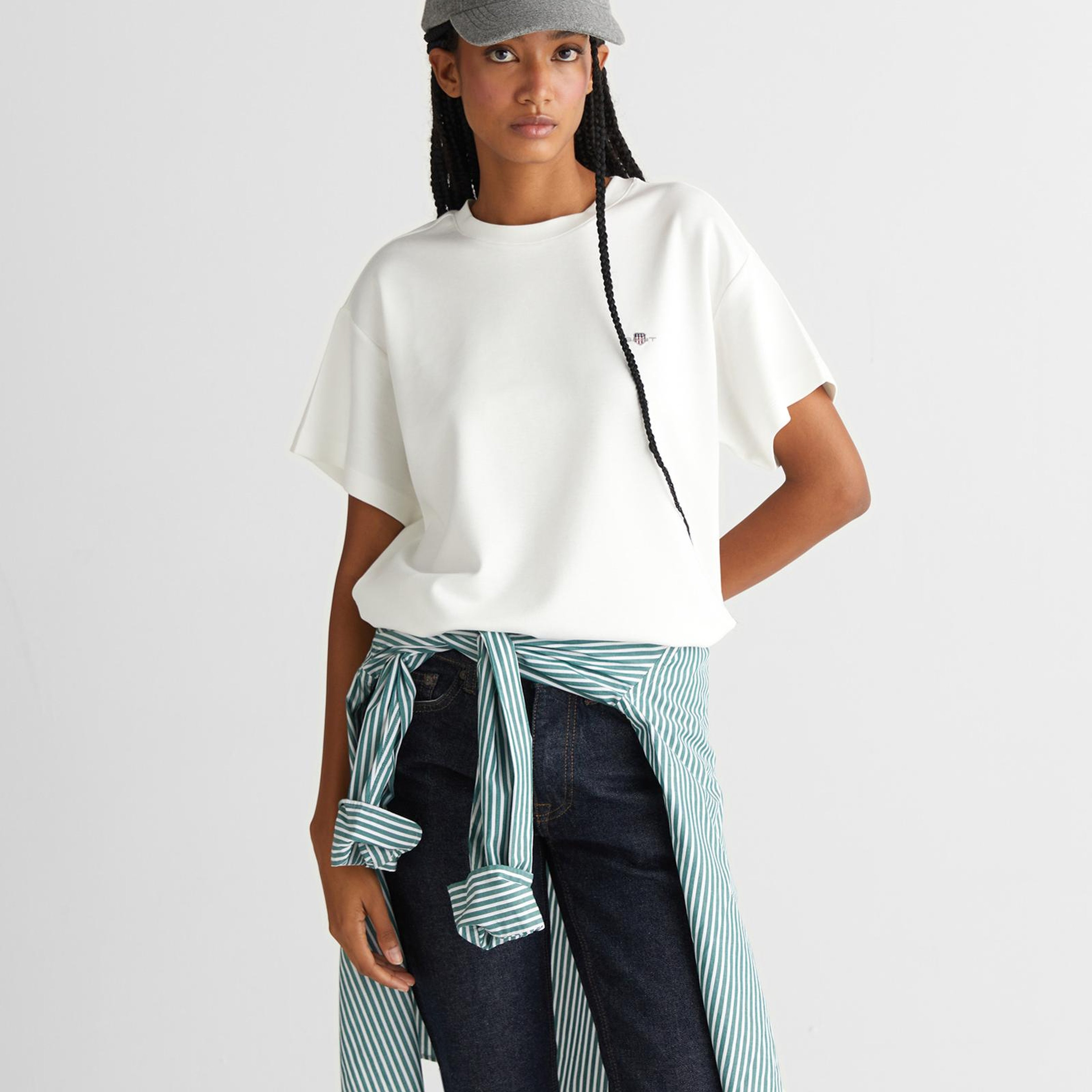 GANT Kadın Beyaz Regular Fit Bisiklet Yaka T-Shirt