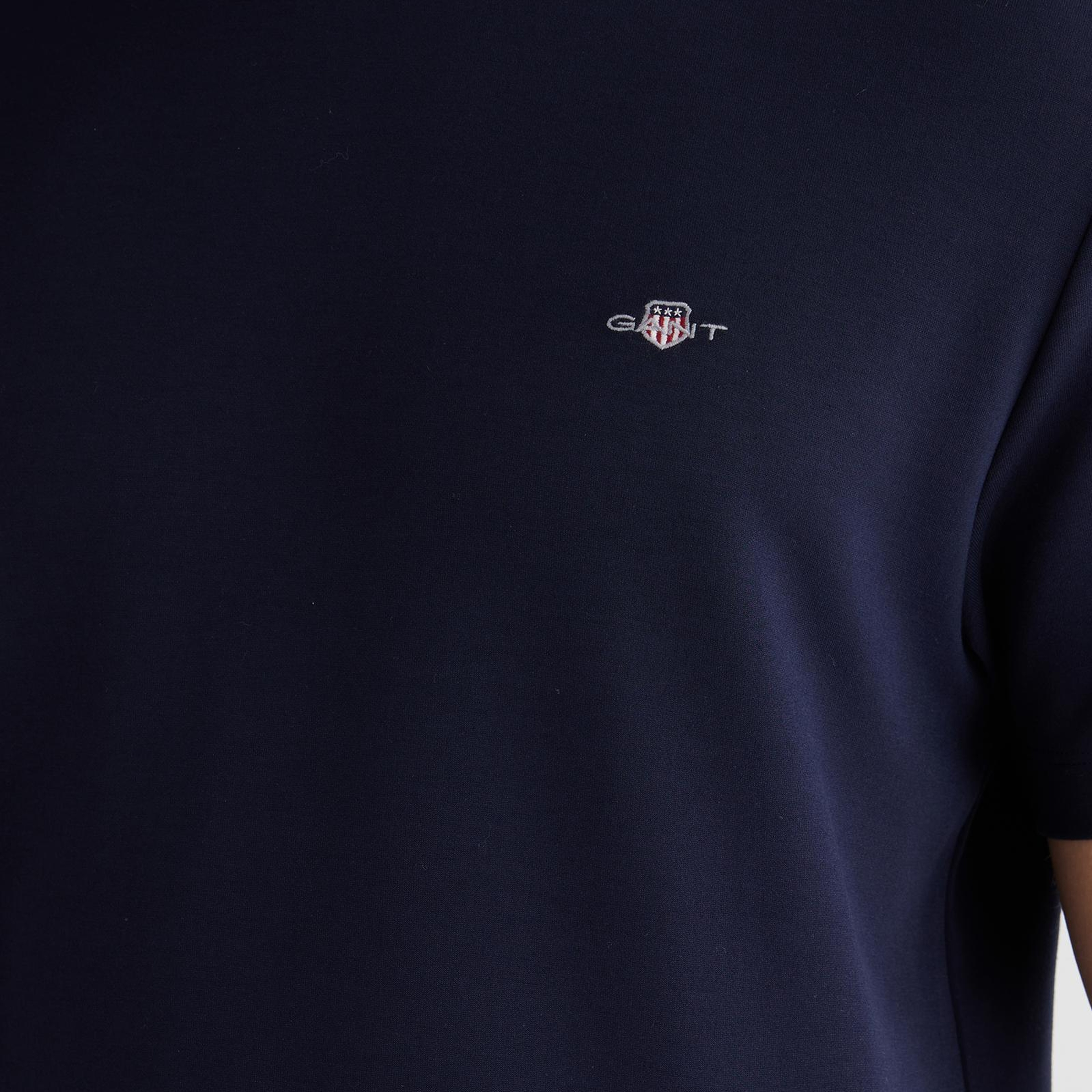 GANT Erkek Lacivert Regular Fit T-Shirt
