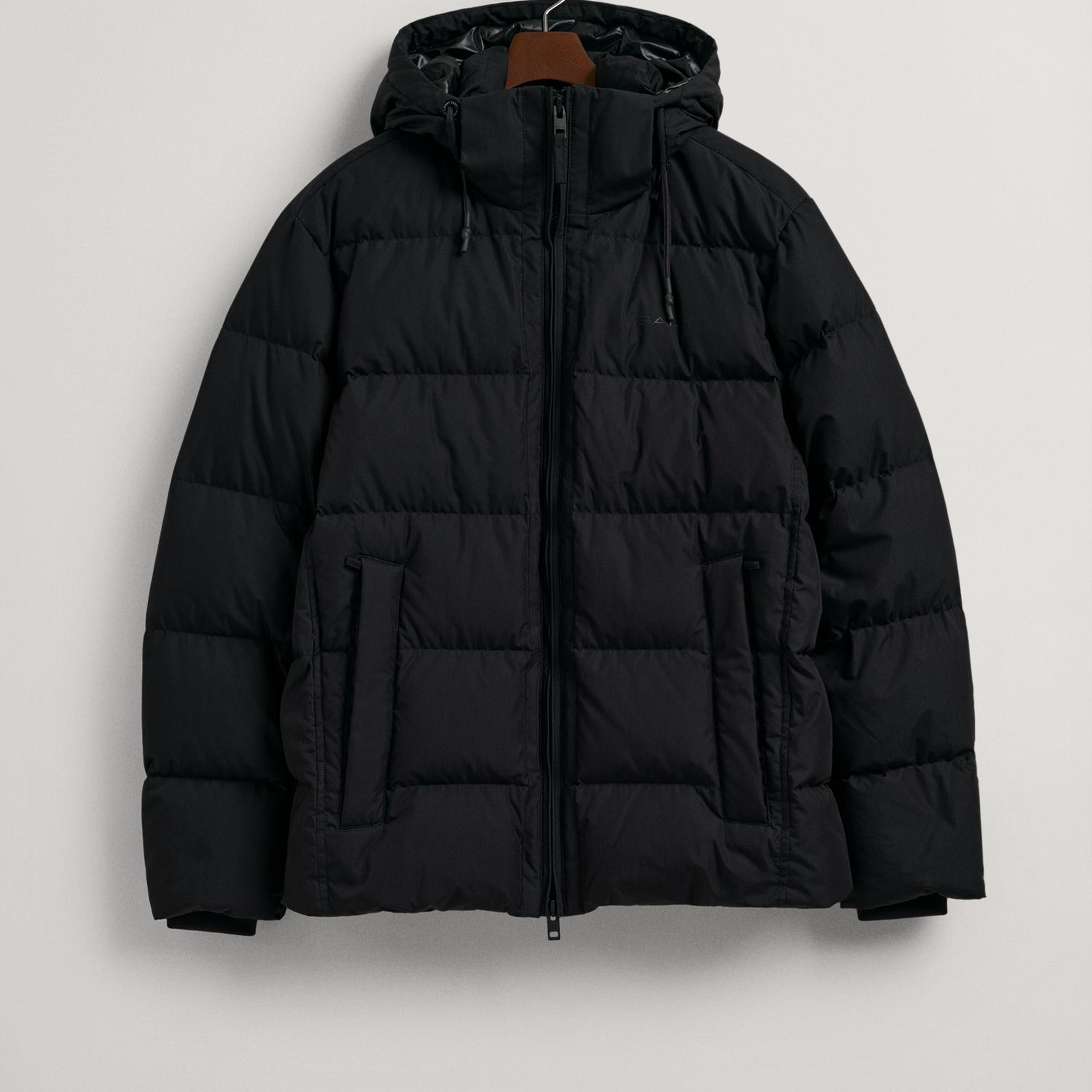 Gant Erkek Siyah Regular Fit Kapüşonlu Mont