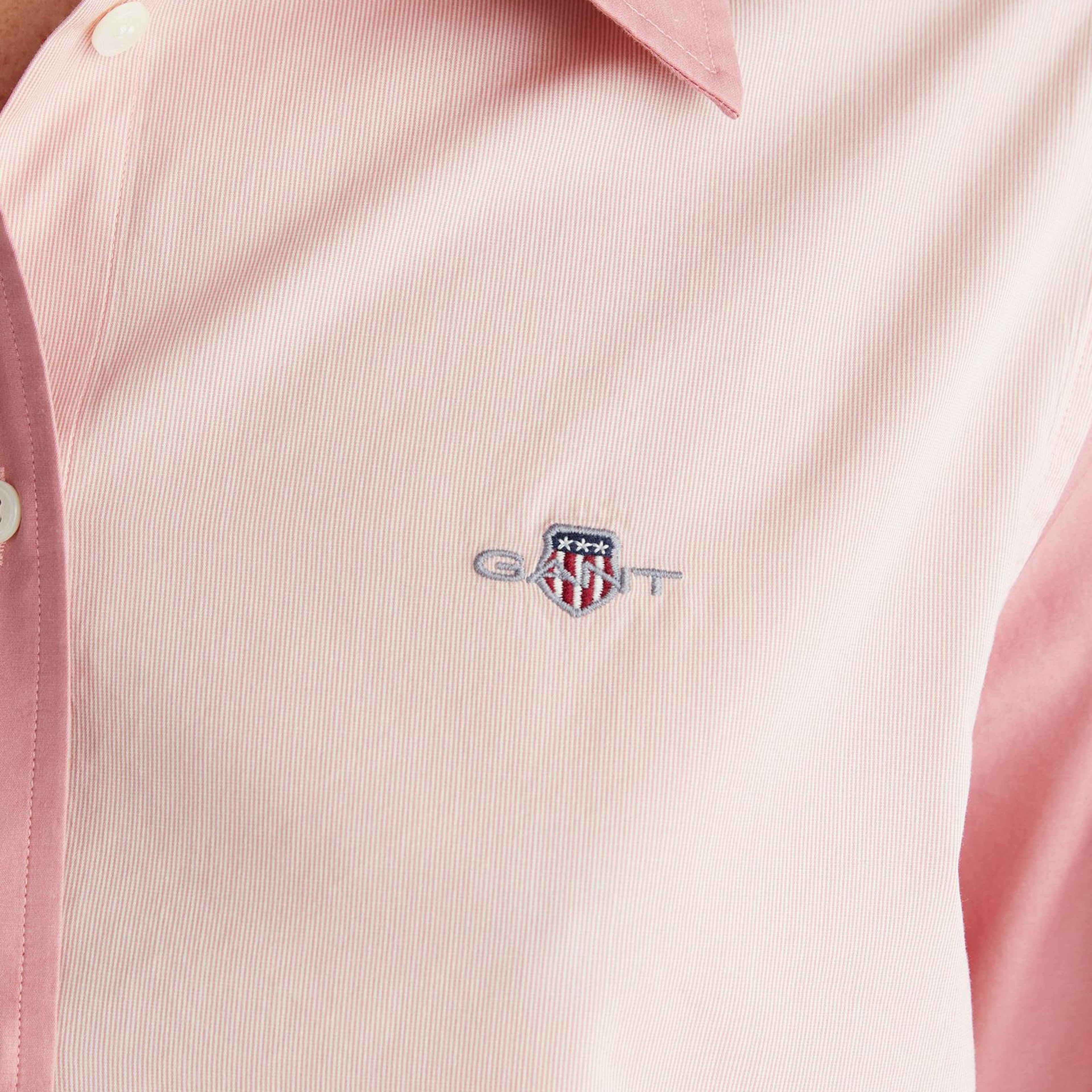 GANT Kadın Pembe Regular Fit Düğmeli Gömlek