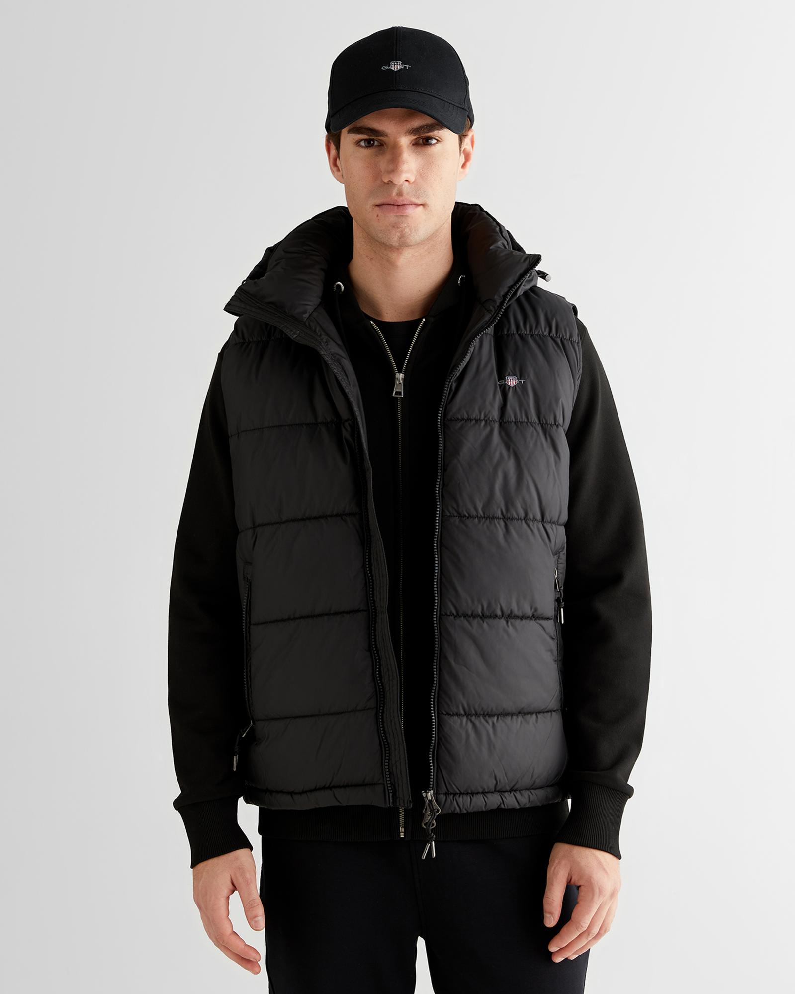 GANT Erkek Siyah Regular Fit Fermuarlı Yelek