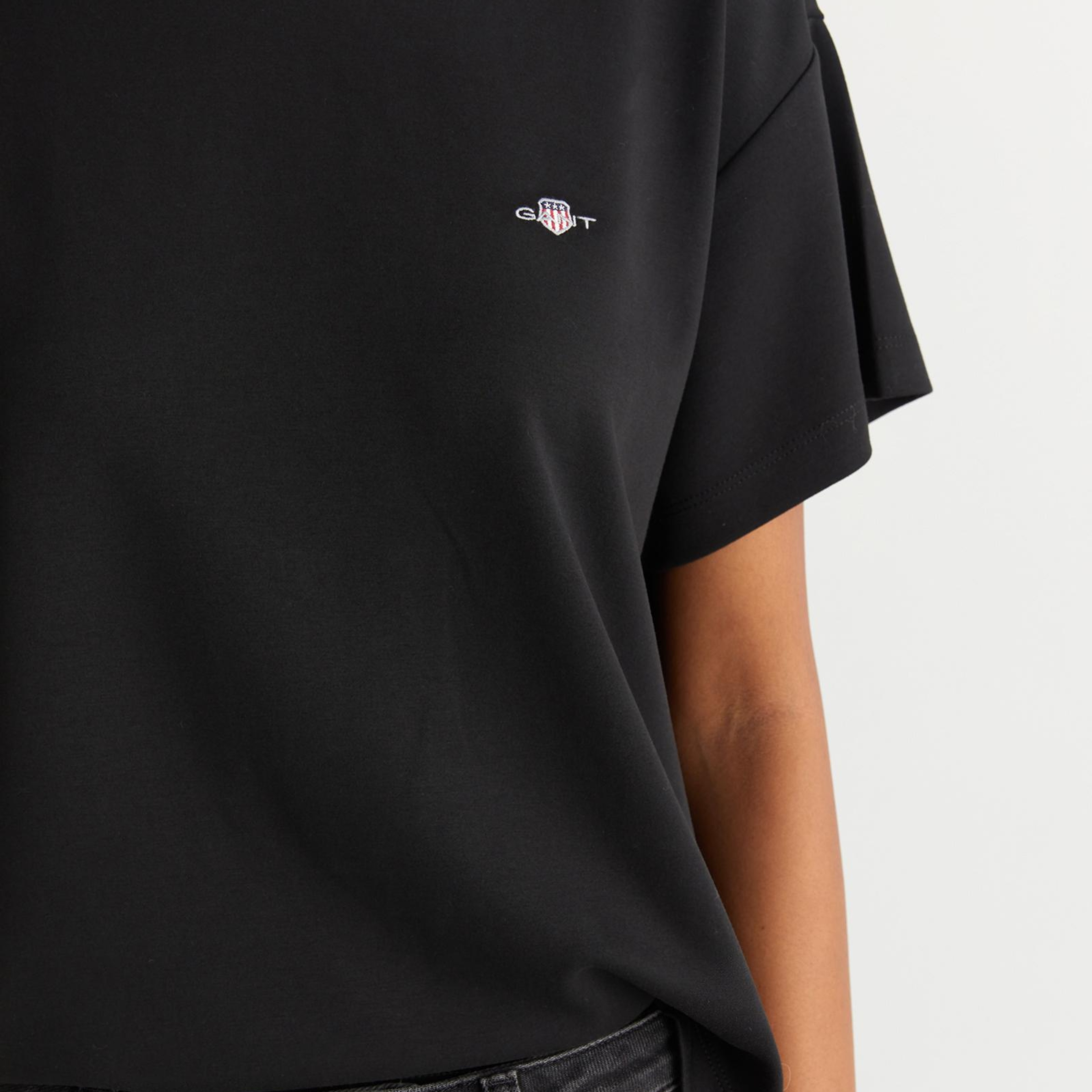 GANT Kadın Siyah Regular Fit Bisiklet Yaka T-Shirt