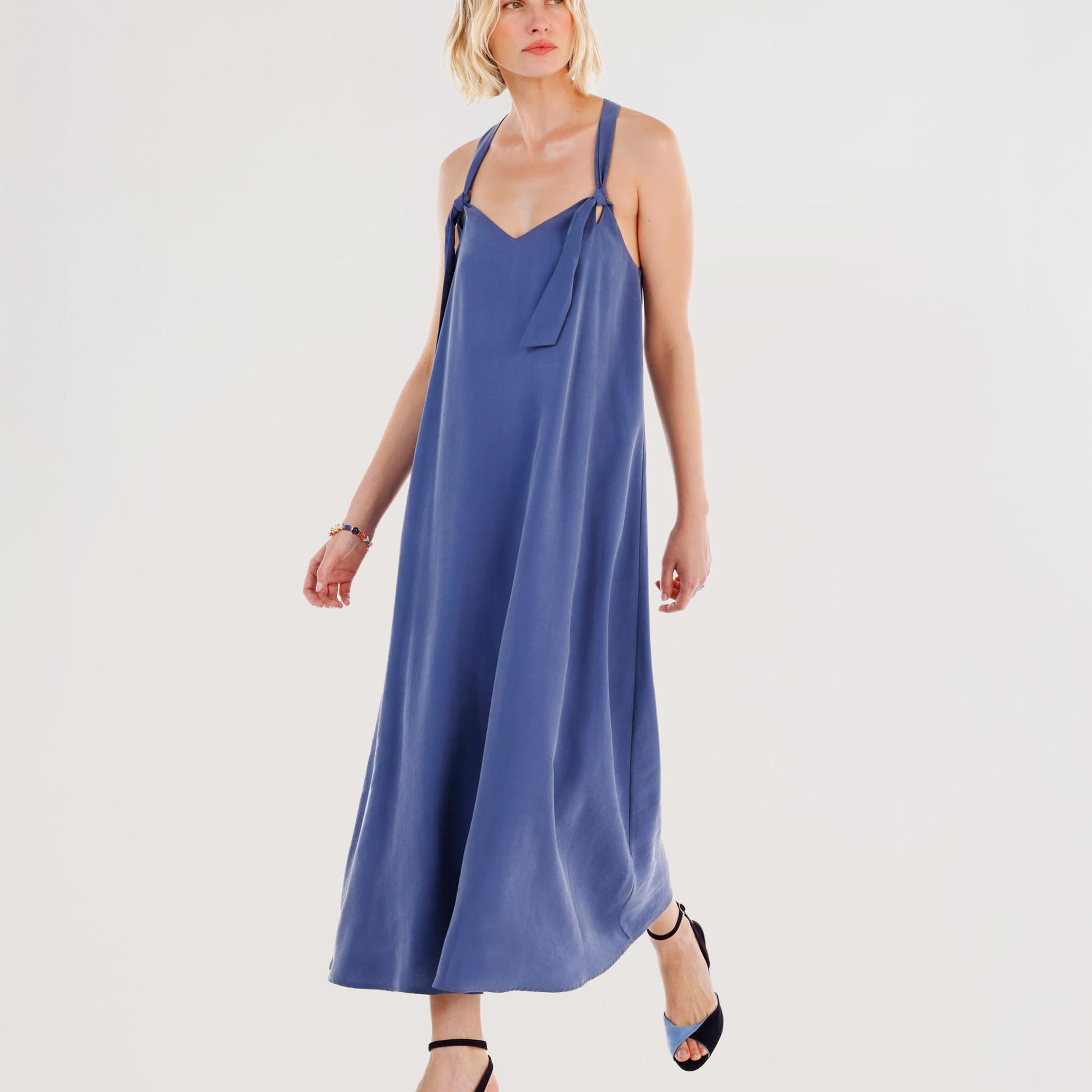 YARGICI Düğüm Askı Detaylı V Yaka Uzun Boy Elbise