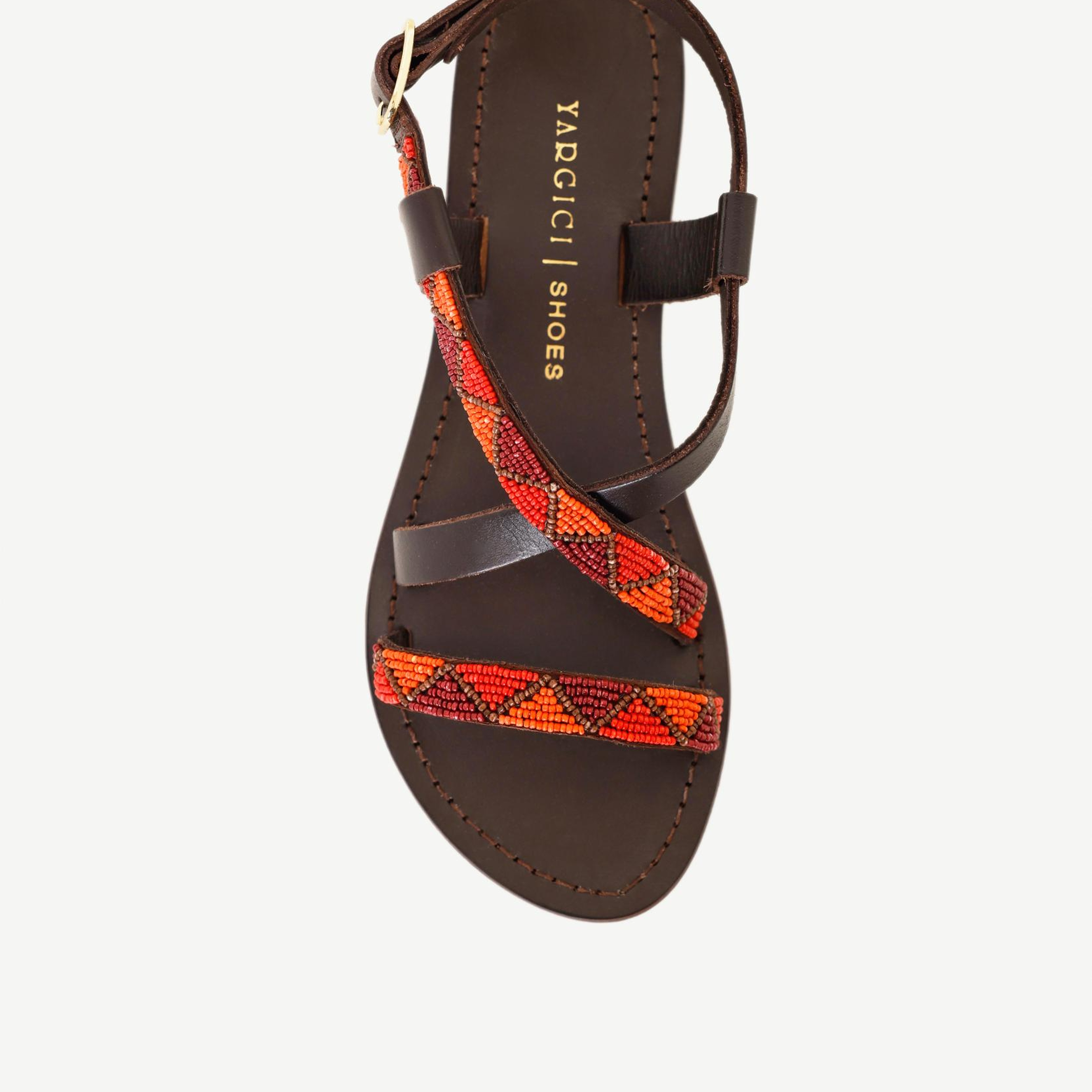 YARGICI Boncuk İşlemeli Deri Sandalet