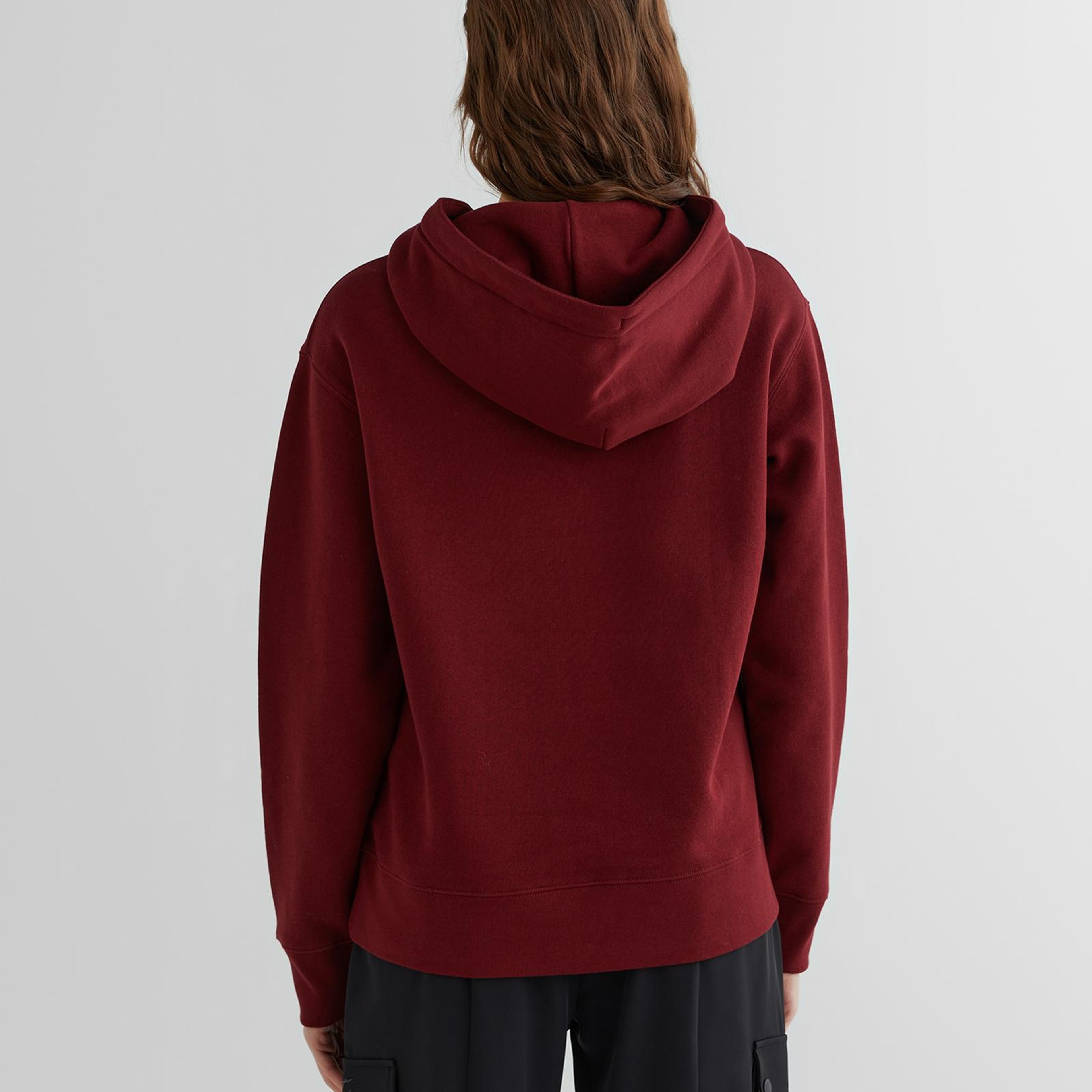 GANT Kadın Bordo Relaxed Fit Kapüşonlu Logolu Sweatshirt