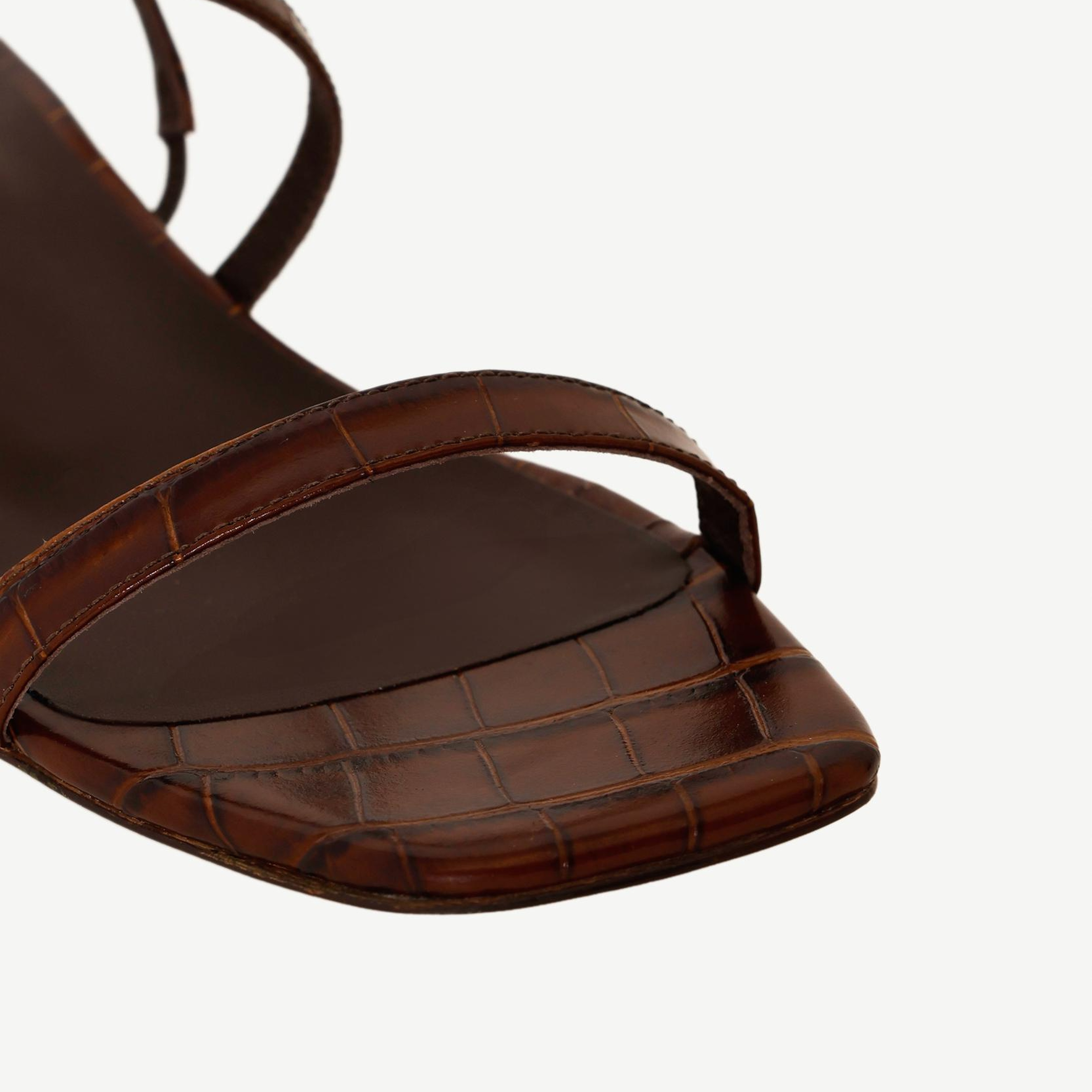 YARGICI İnce Bantlı Kroko Baskılı Deri Sandalet