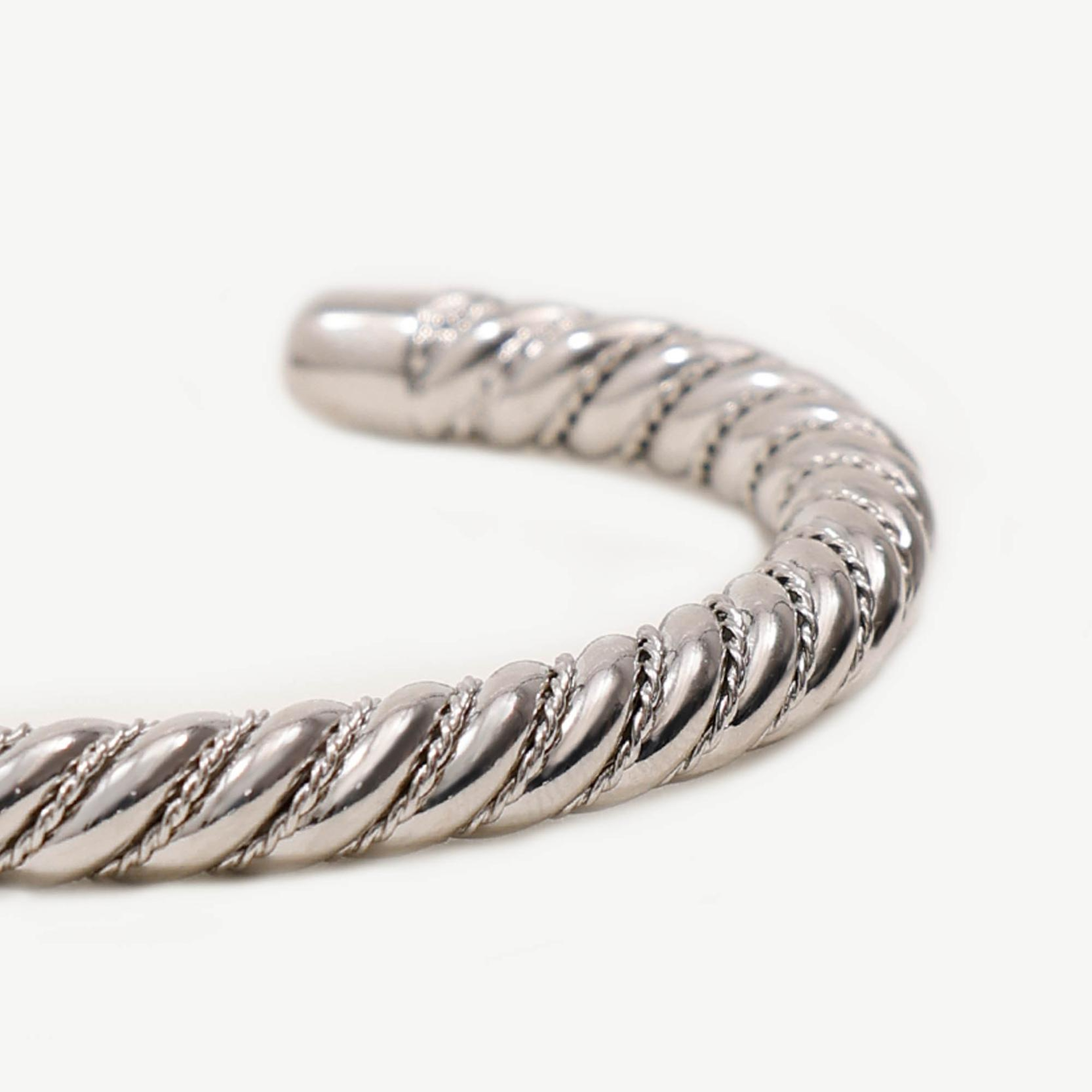 YARGICI Gümüş Kelepçe Bileklik