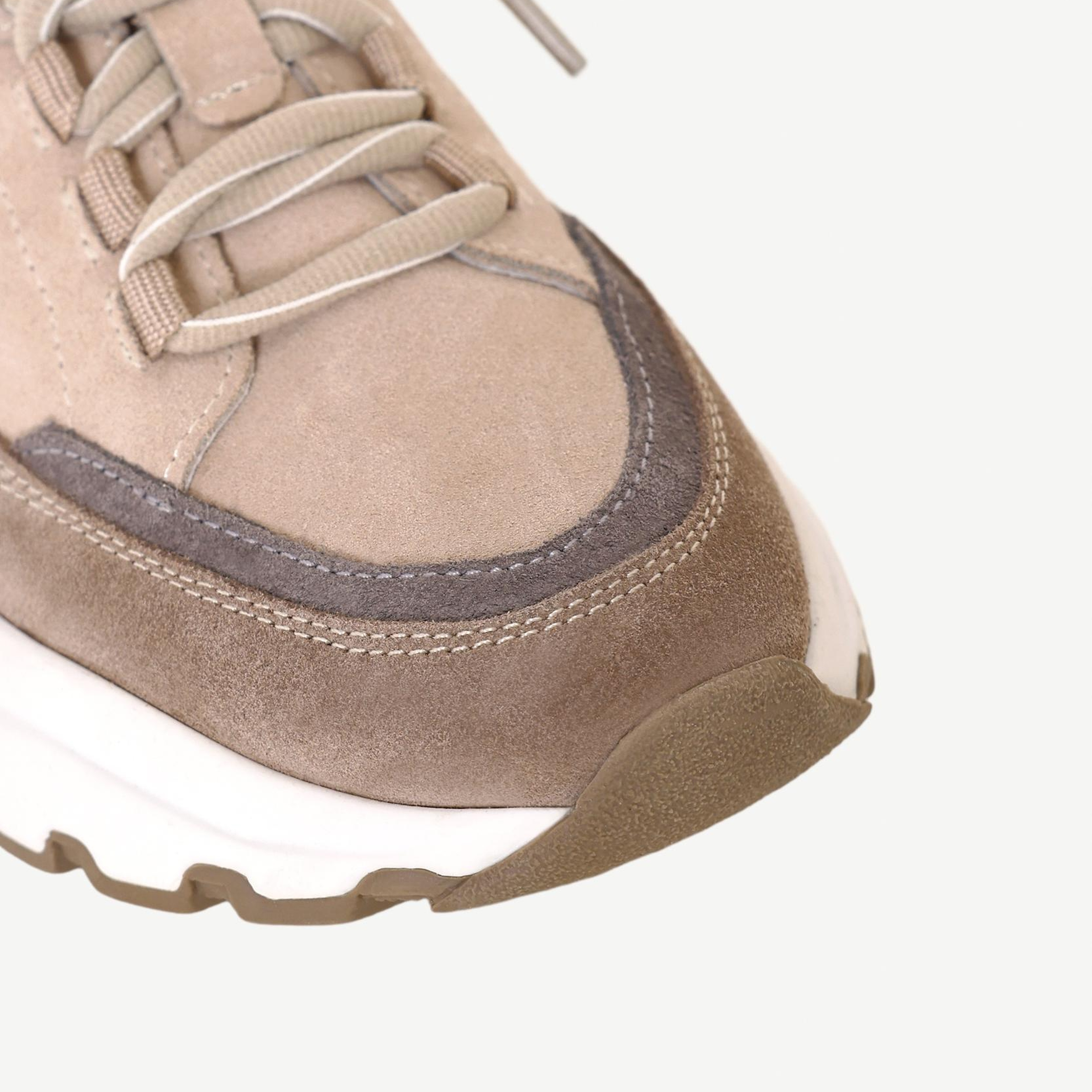 YARGICI Kalın Tabanlı Süet Spor Ayakkabı