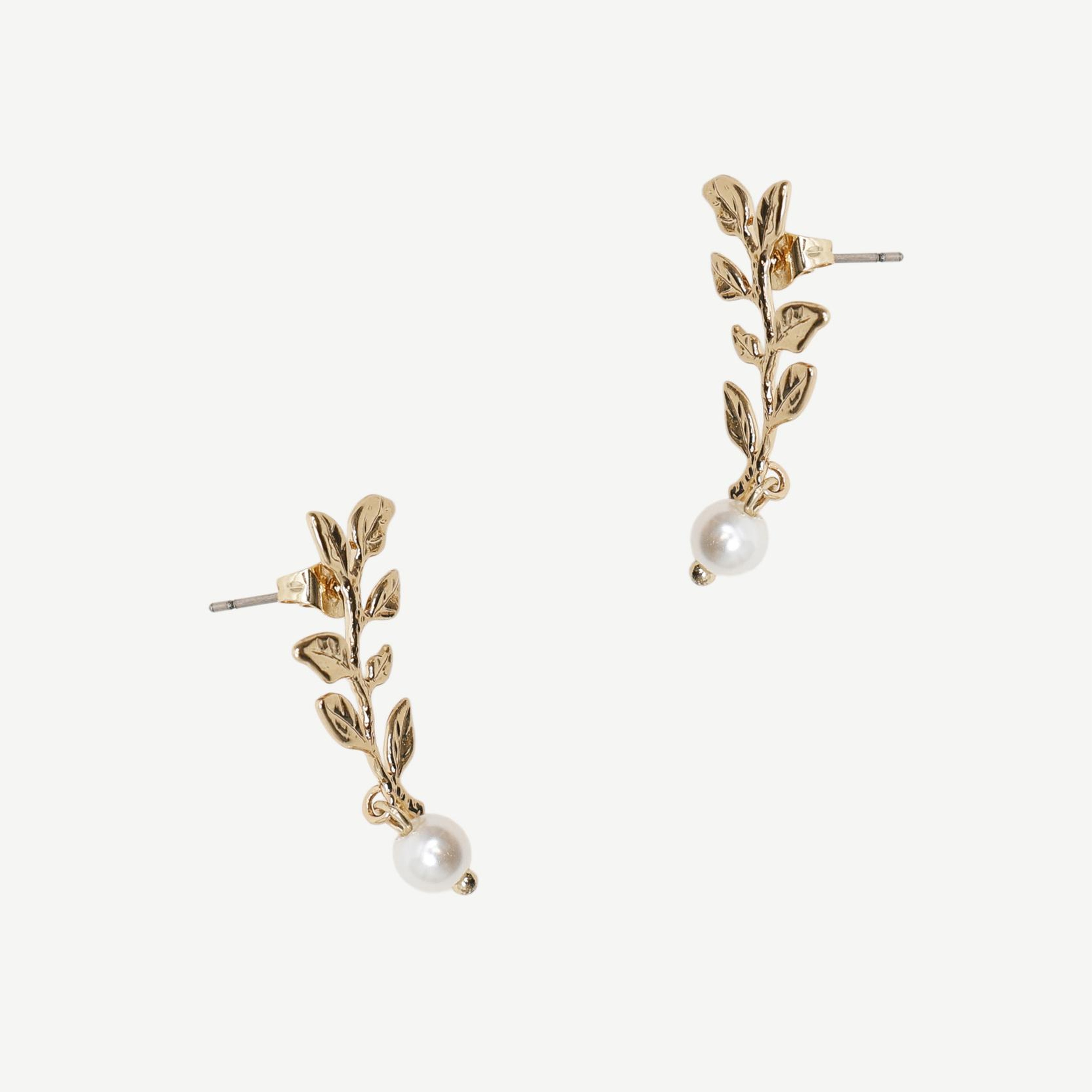 YARGICI İncili Yaprak Formlu Küpe