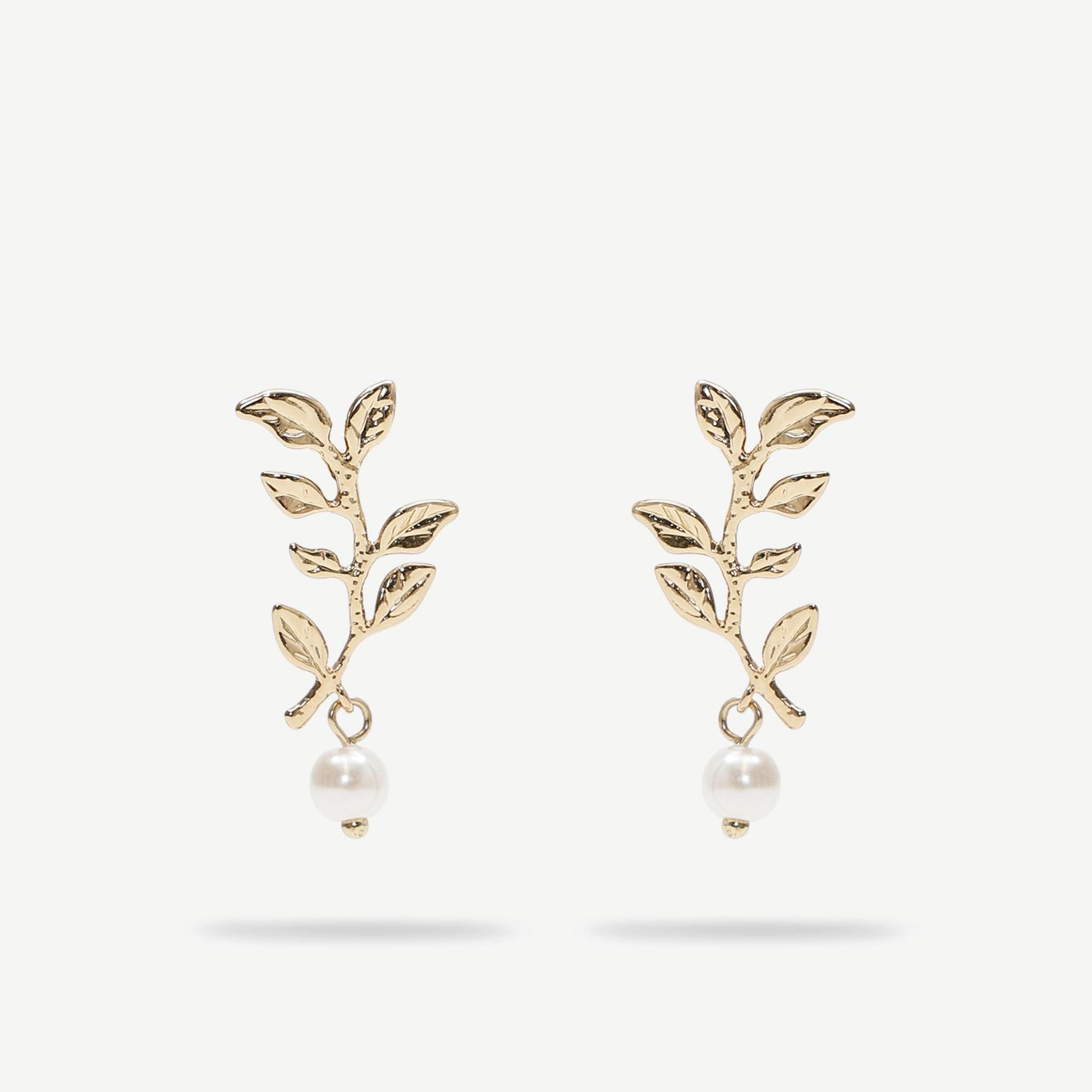 YARGICI İncili Yaprak Formlu Küpe