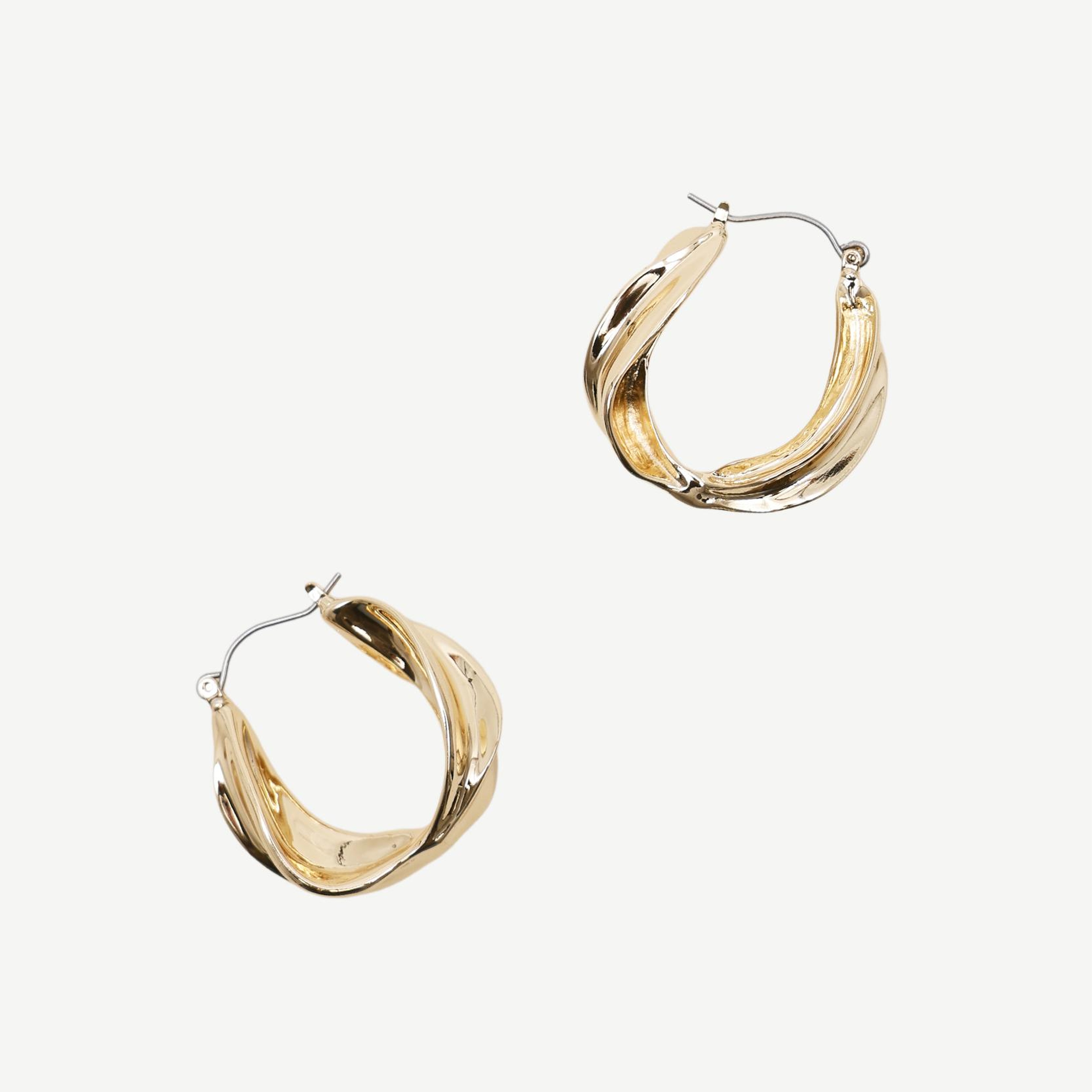 YARGICI Dokulu Halka Küpe