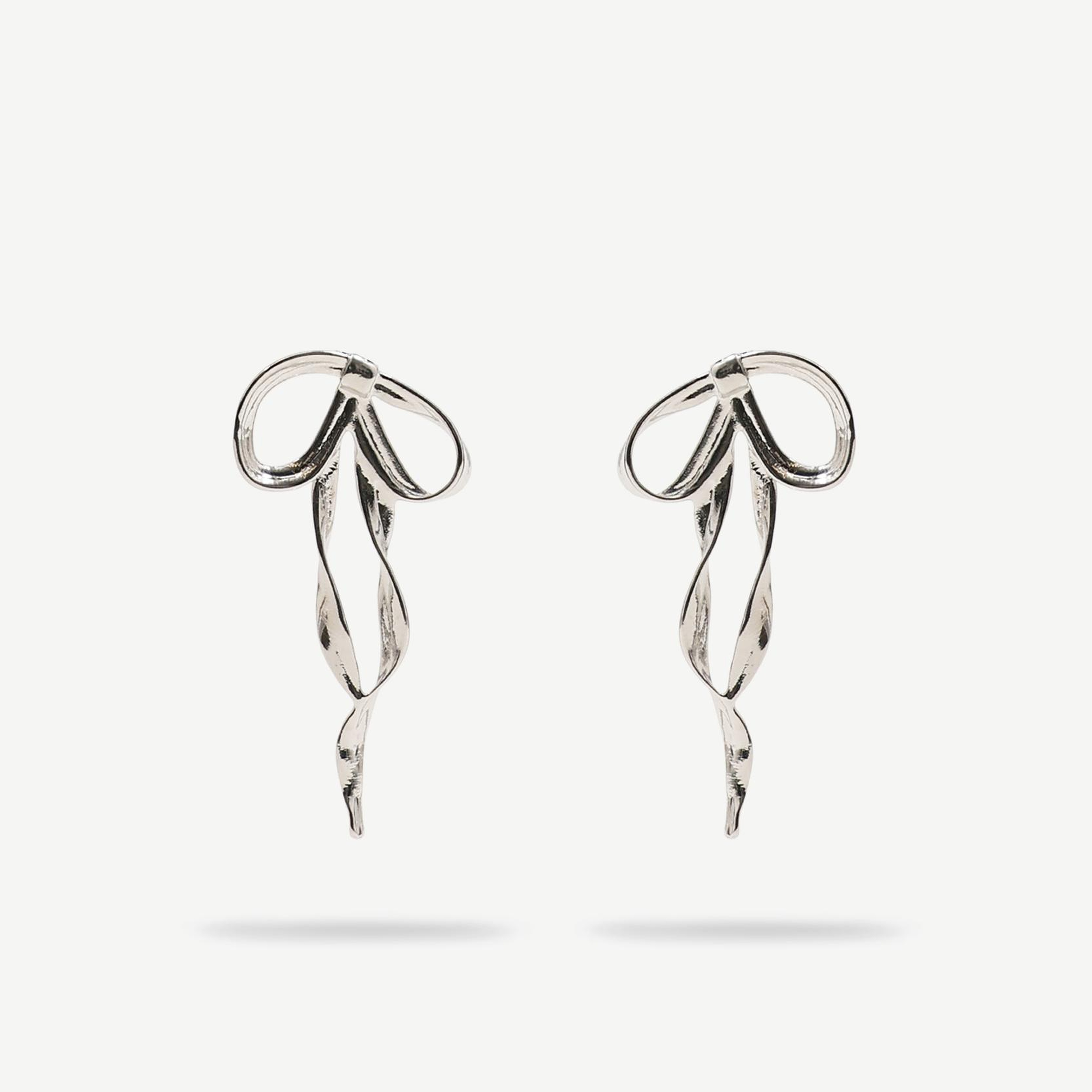 YARGICI Kurdele Formlu Küpe