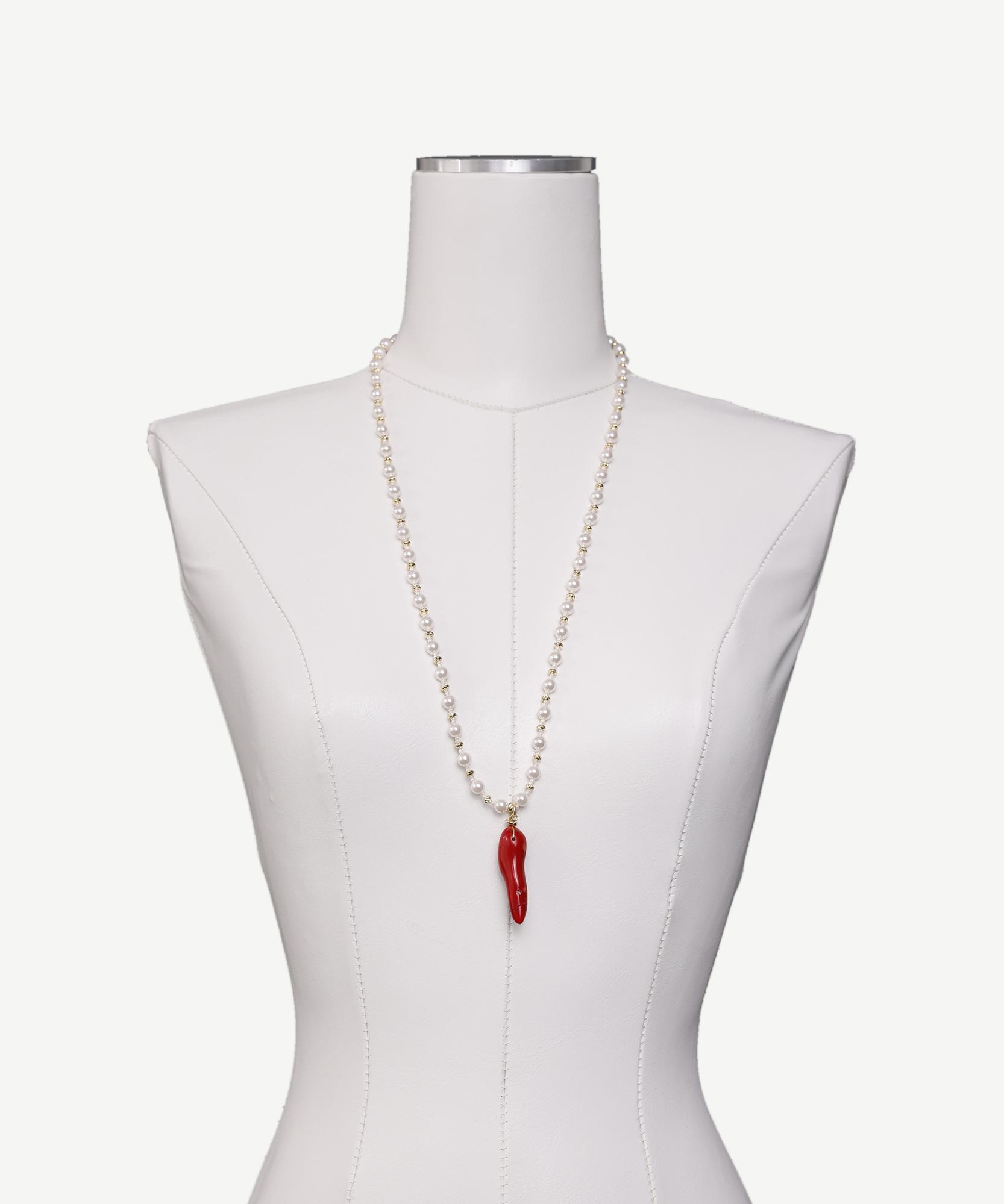 YARGICI Mercan Taş Detaylı İnci Kolye