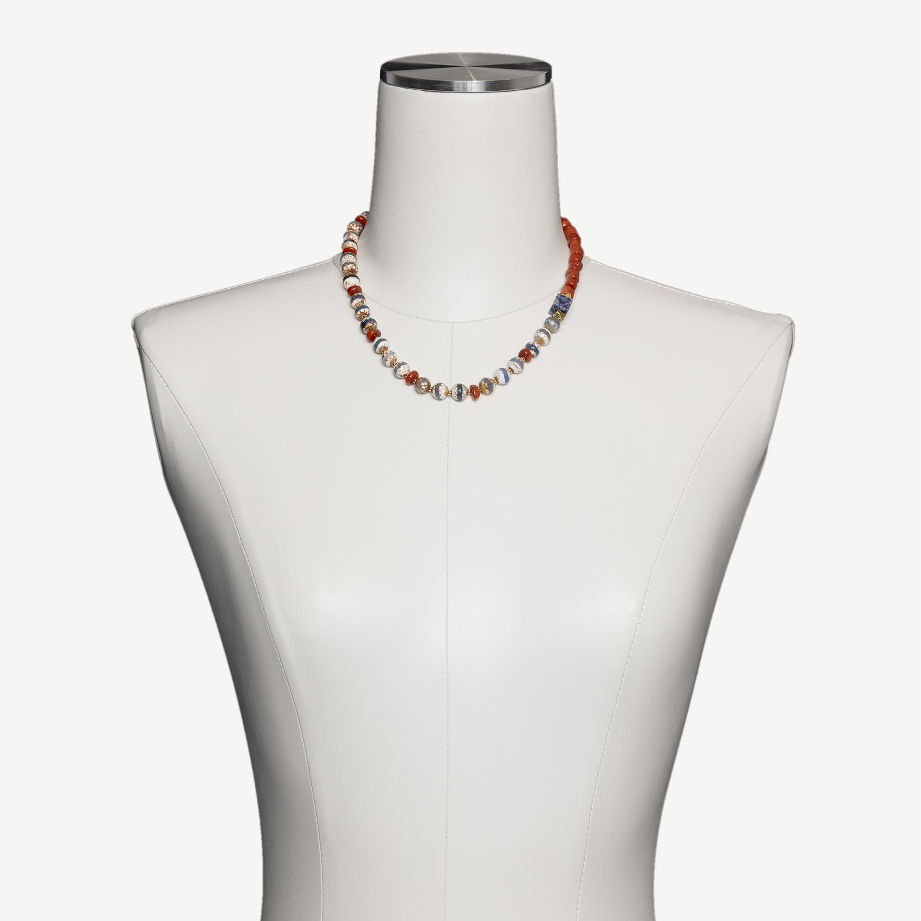 YARGICI Akik Ve Mercan Detaylı Kolye