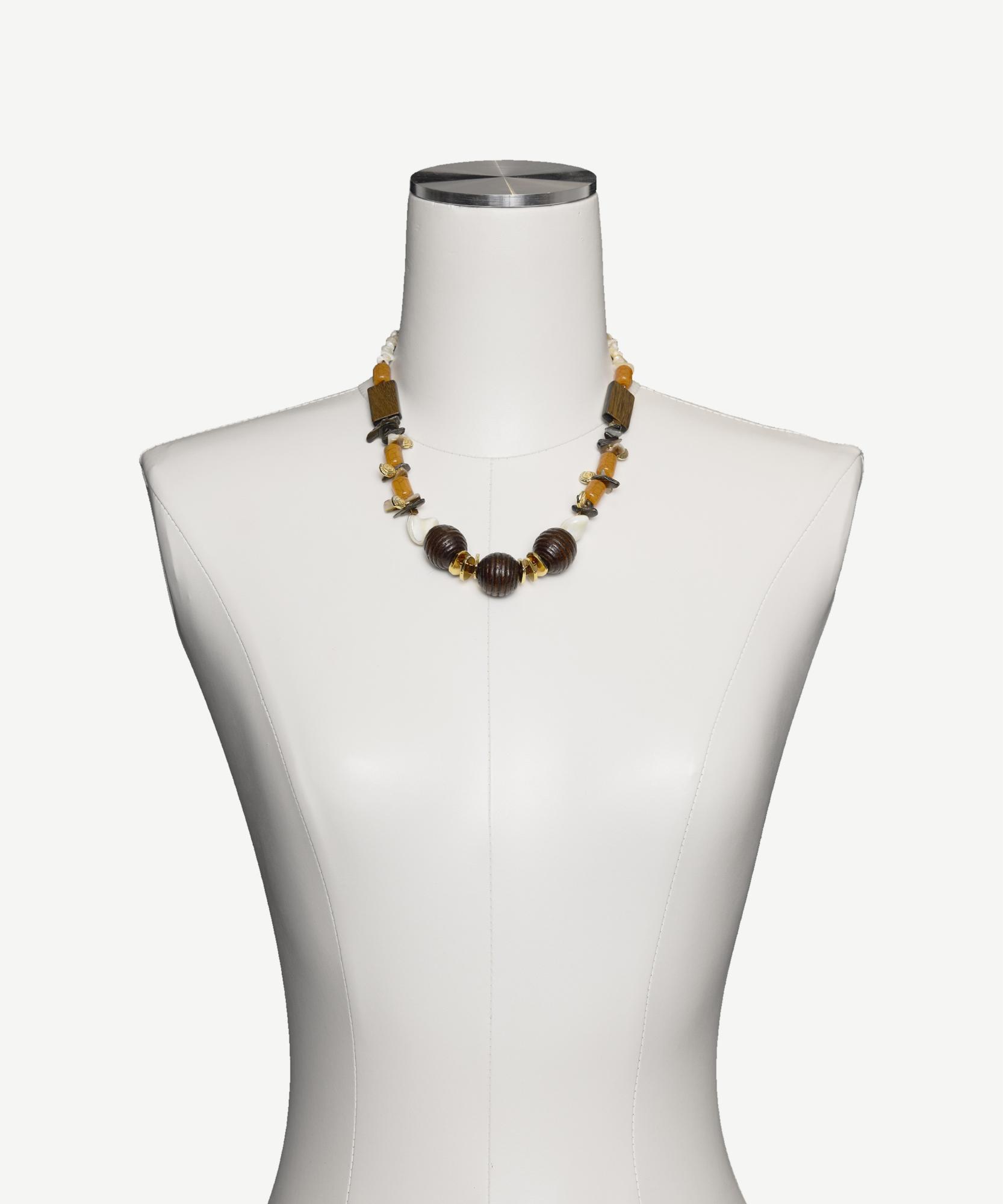 YARGICI Doğal Taş Ve Sedef Detaylı Kolye