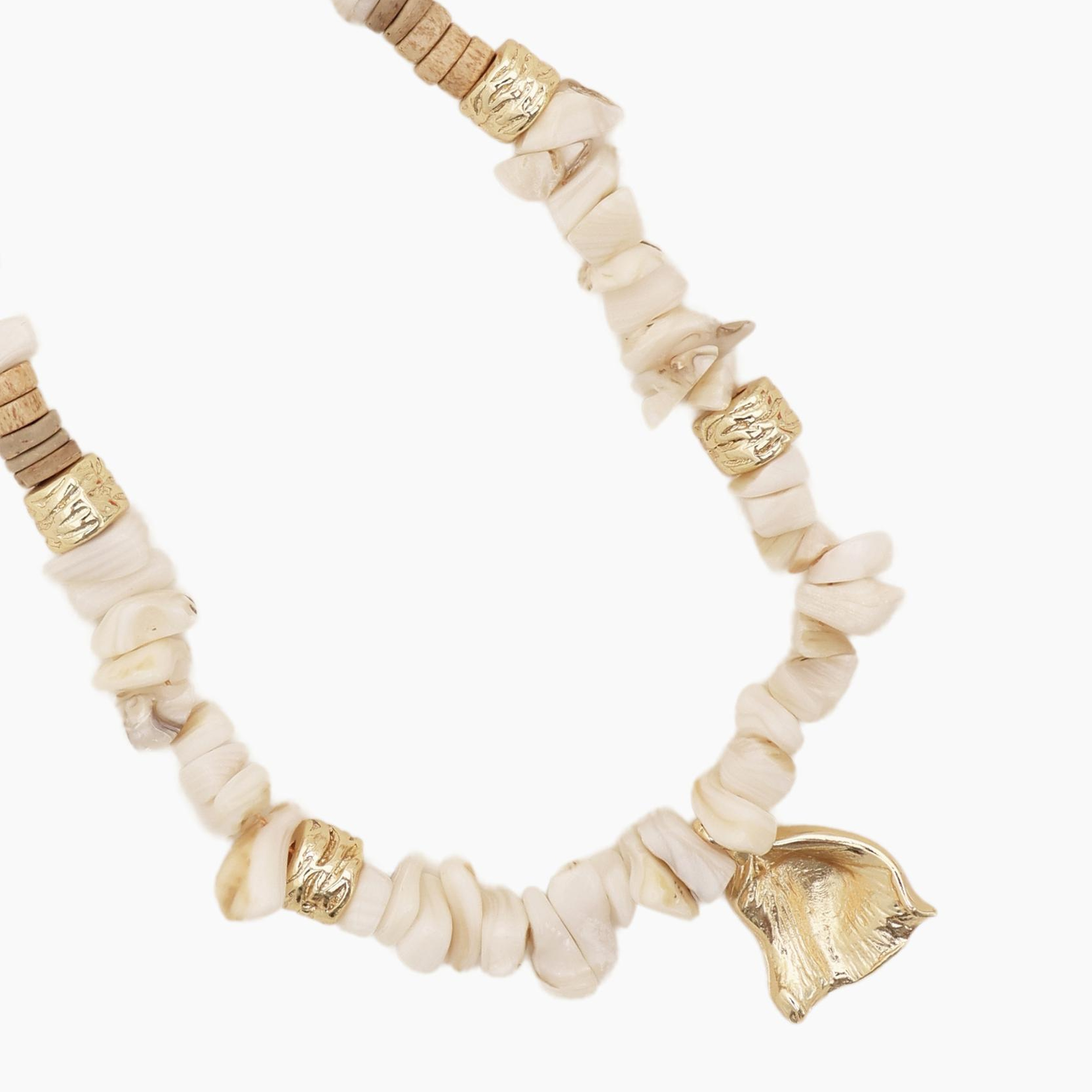 YARGICI Doğal Taş Ve Sedef Detaylı Kolye