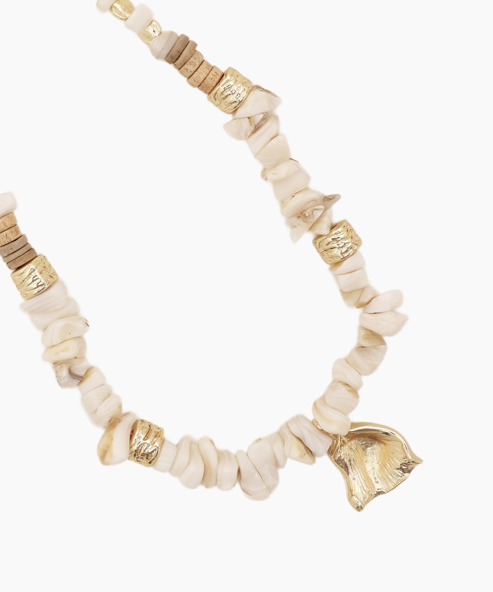 YARGICI Doğal Taş Ve Sedef Detaylı Kolye