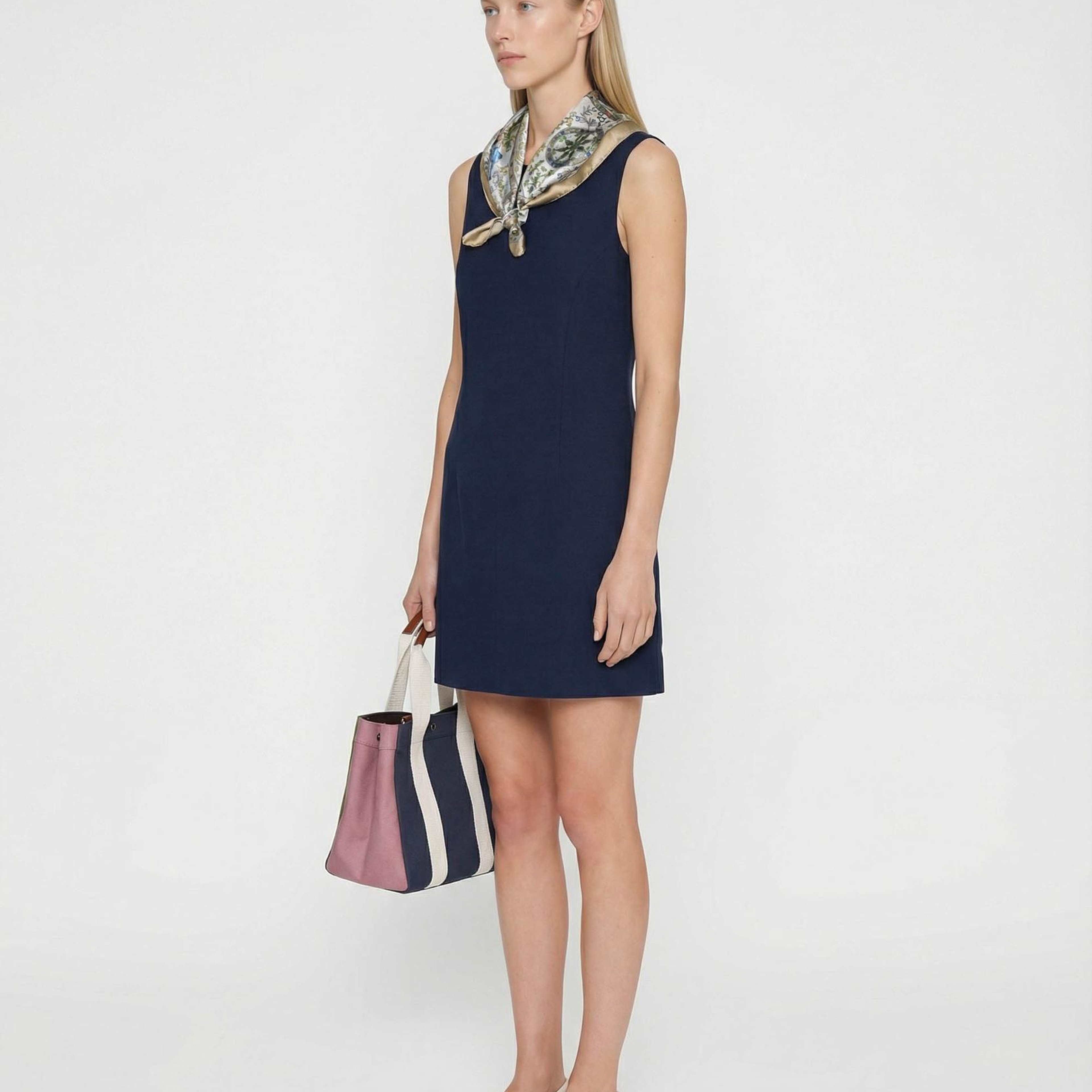 YARGICI A Form Kayık Yaka Kolsuz Elbise