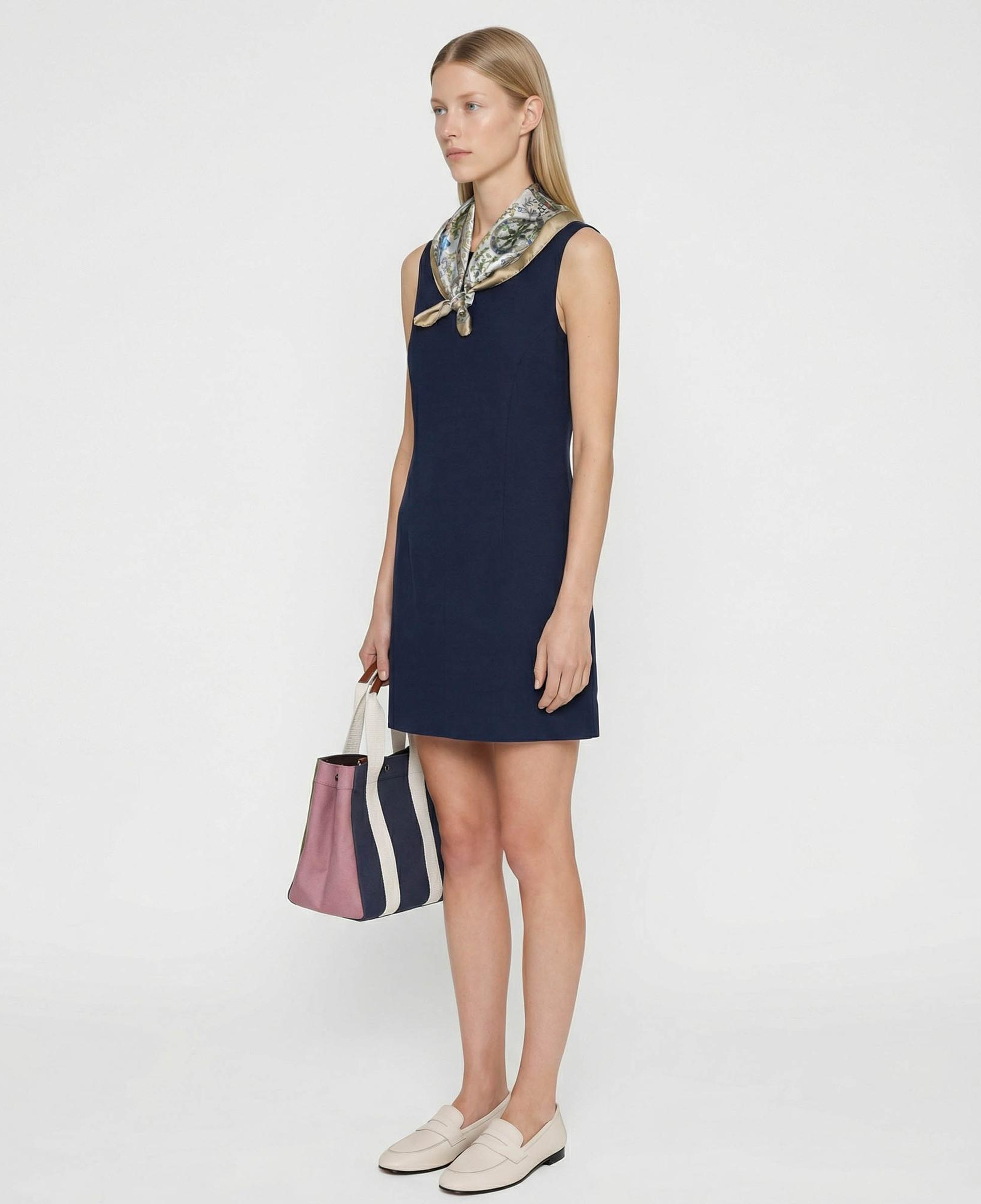 YARGICI A Form Kayık Yaka Kolsuz Elbise