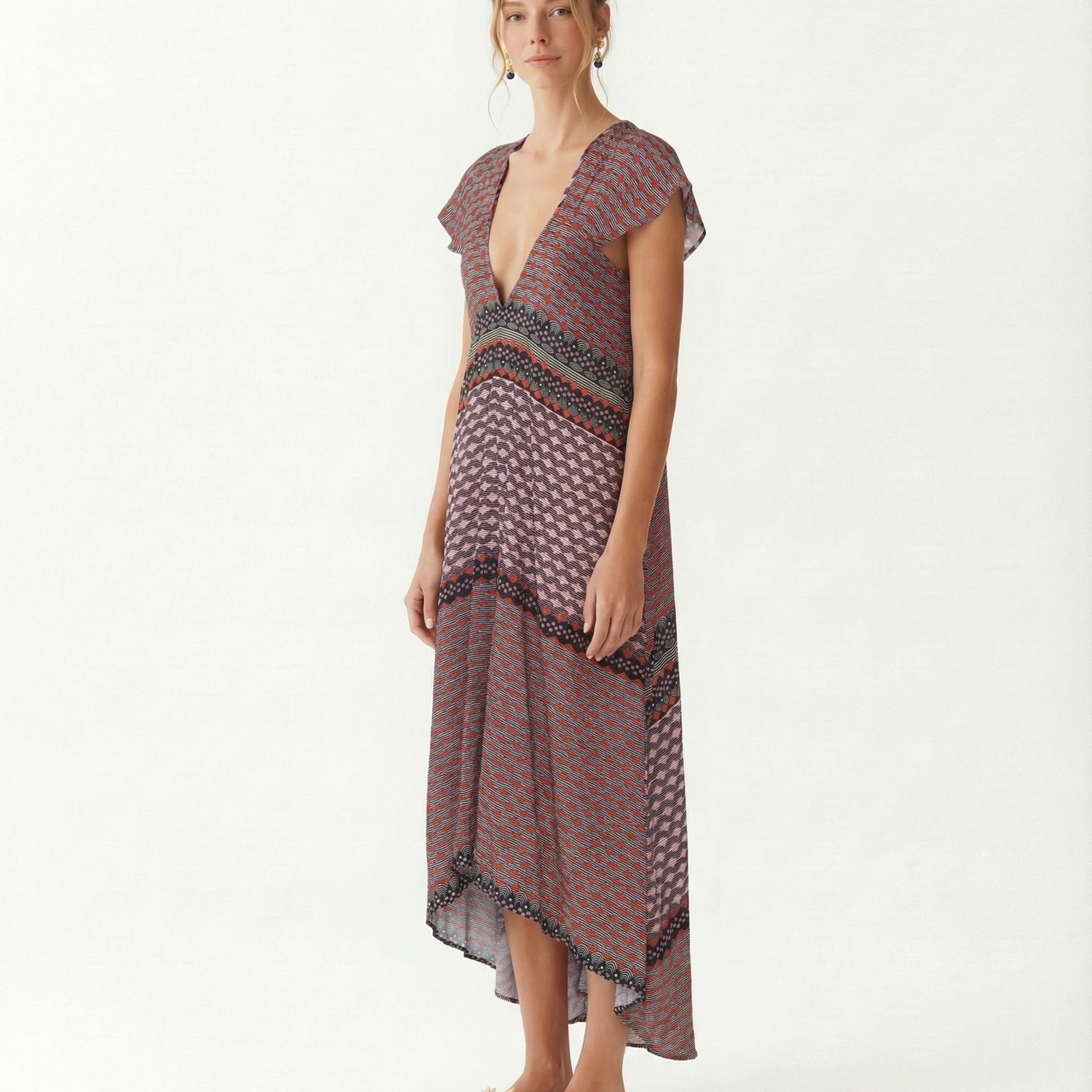 YARGICI Bol V Yaka Kolsuz Elbise