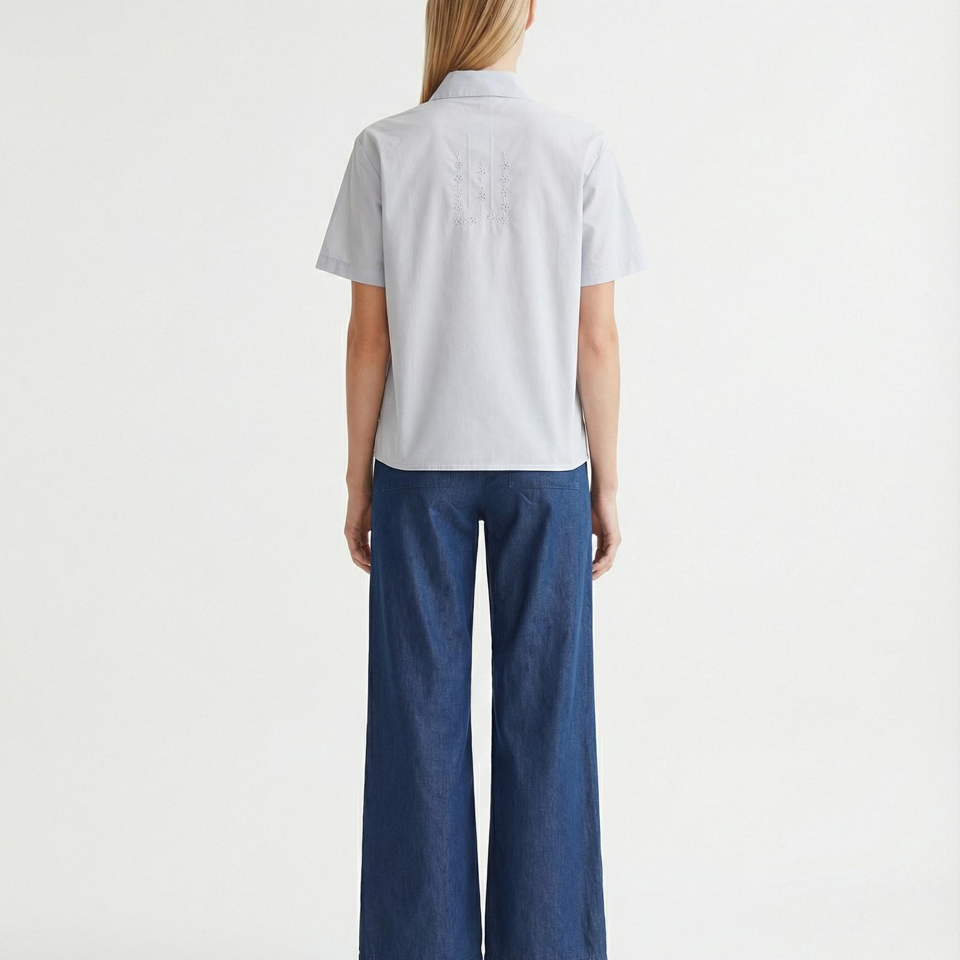 YARGICI Nakış Detaylı Kısa Kollu Gömlek