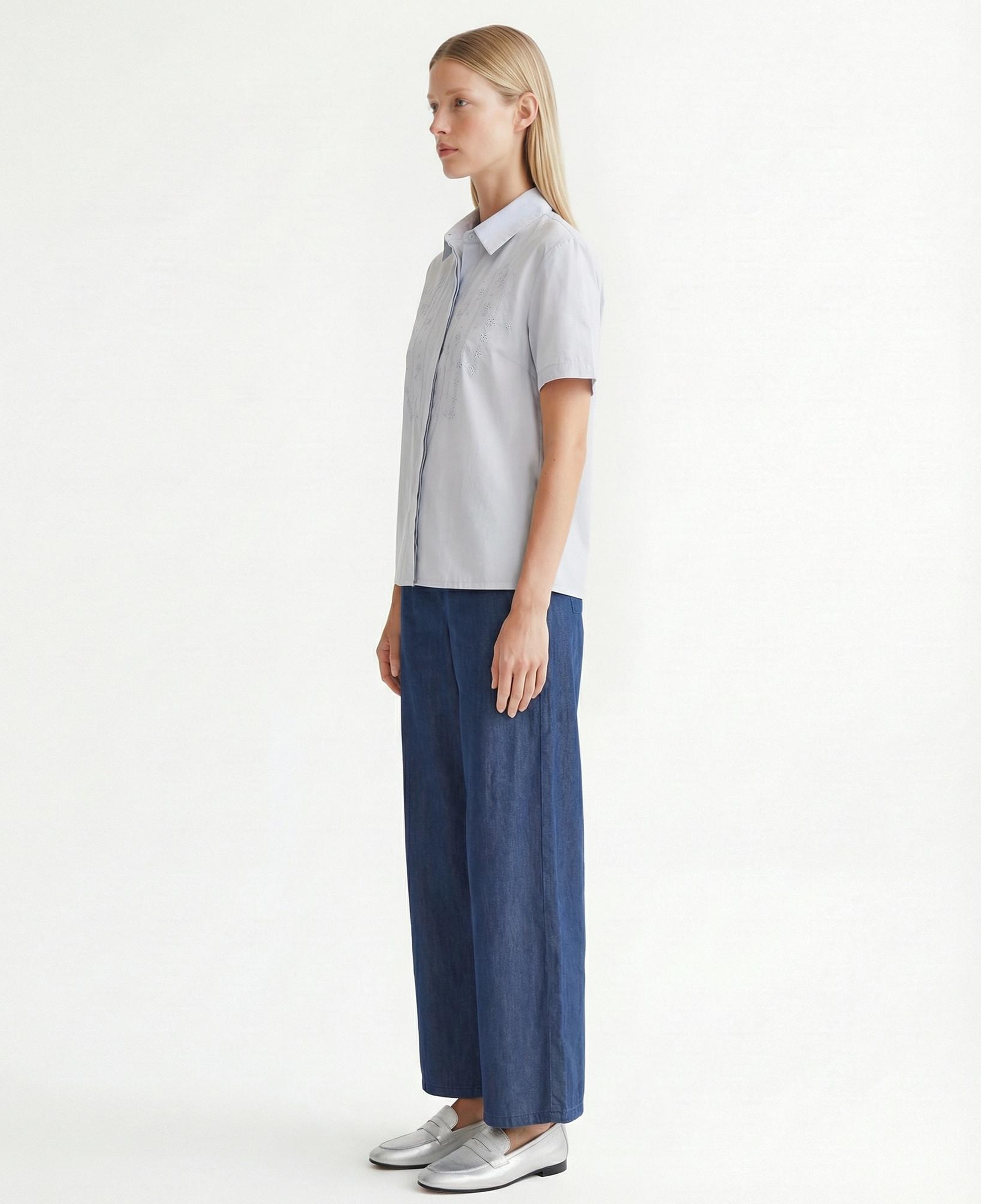 YARGICI Nakış Detaylı Kısa Kollu Gömlek