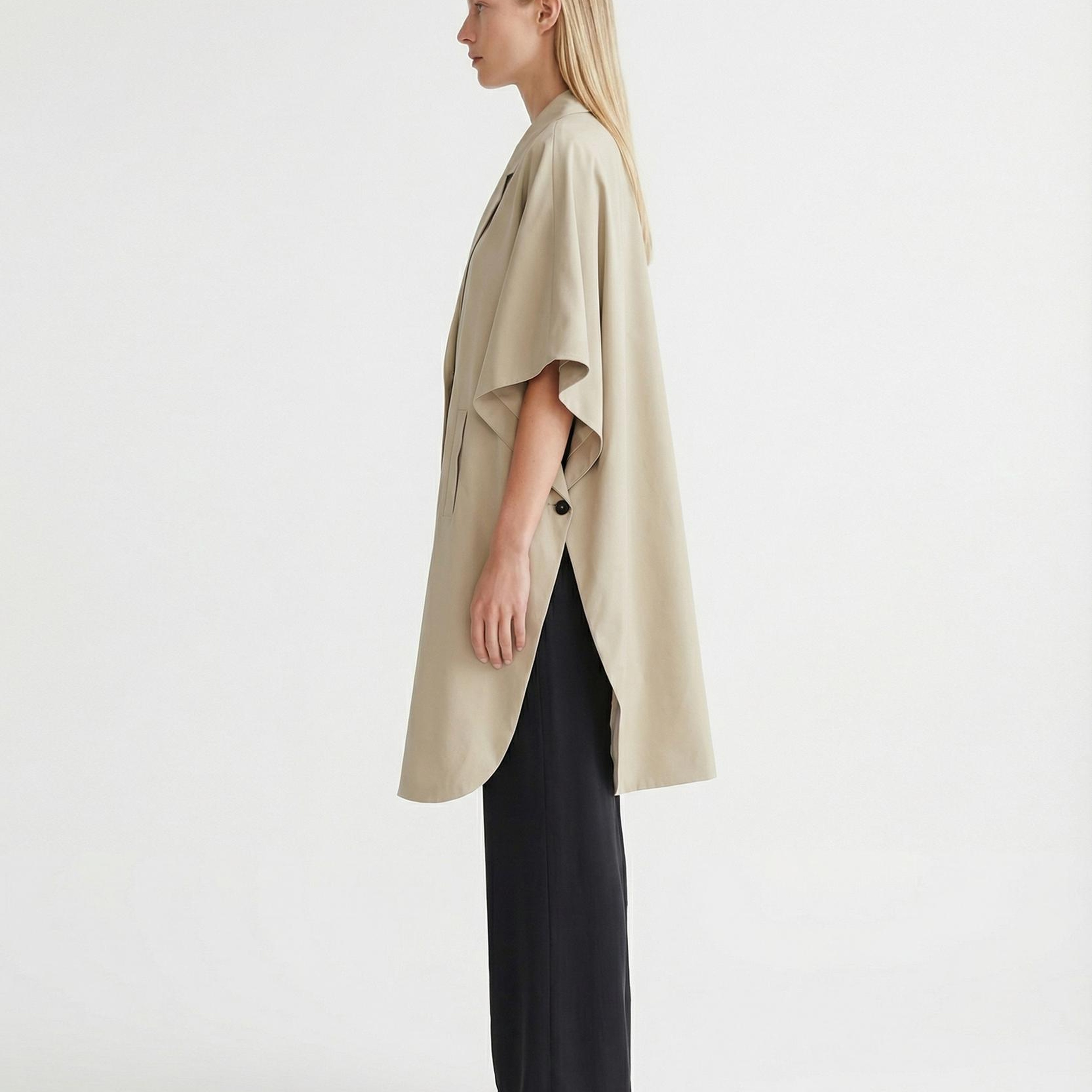 YARGICI Geniş Ceket Yaka Kısa Kol Pardösü