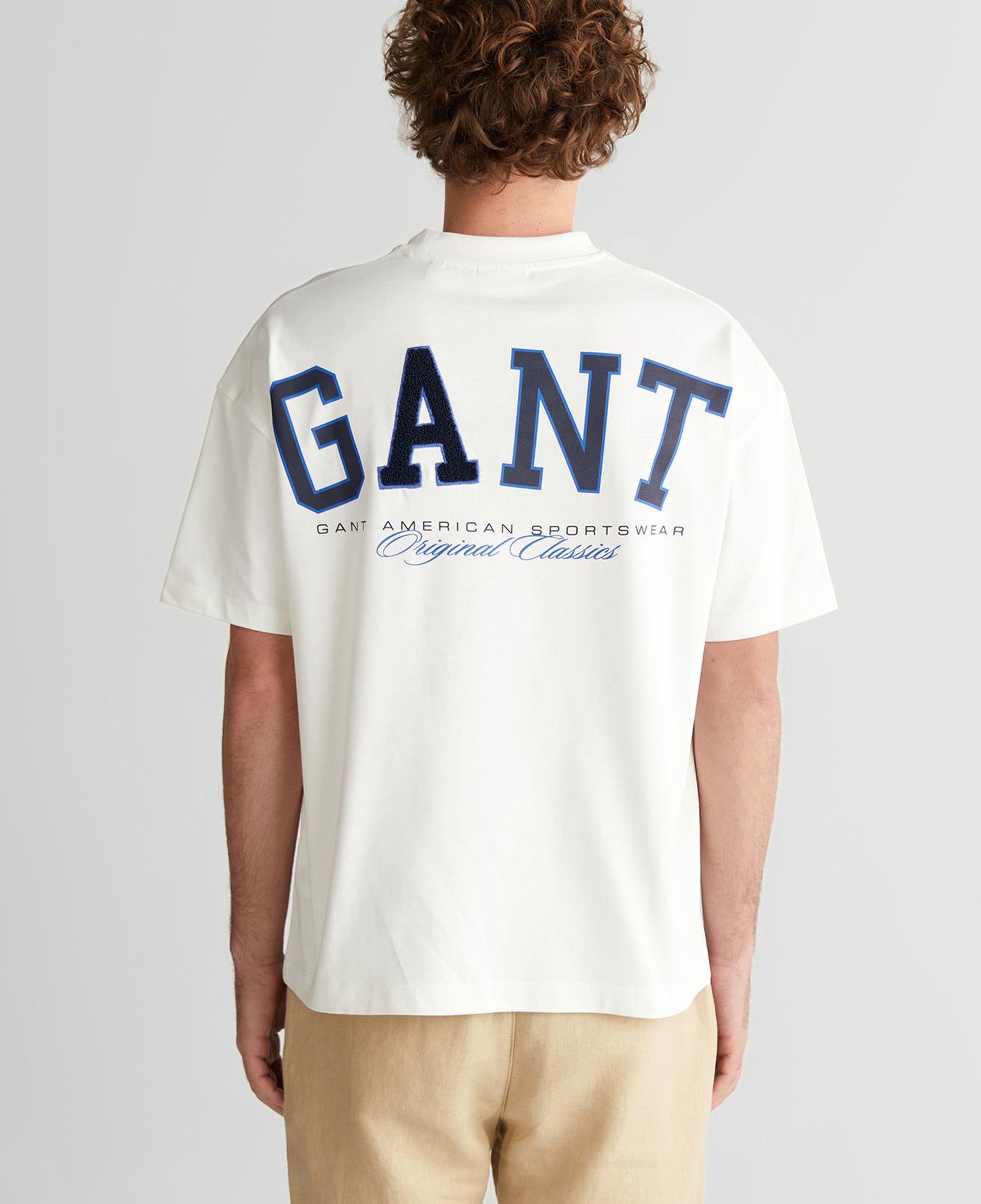 GANT Erkek Beyaz Baskılı Kısa Kollu T-Shirt