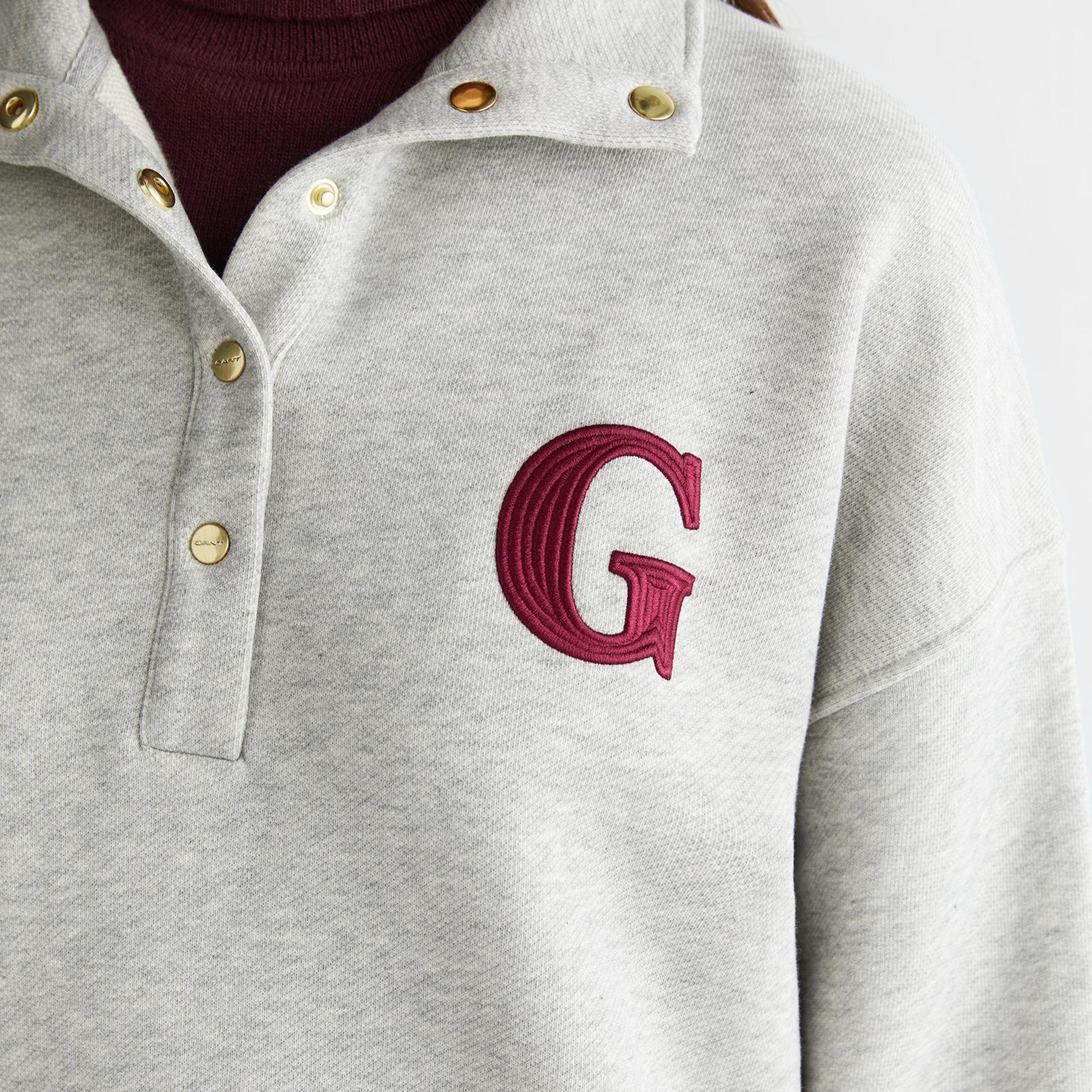 GANT Kadın Gri Relaxed Fit Düğmeli Yaka Sweatshirt