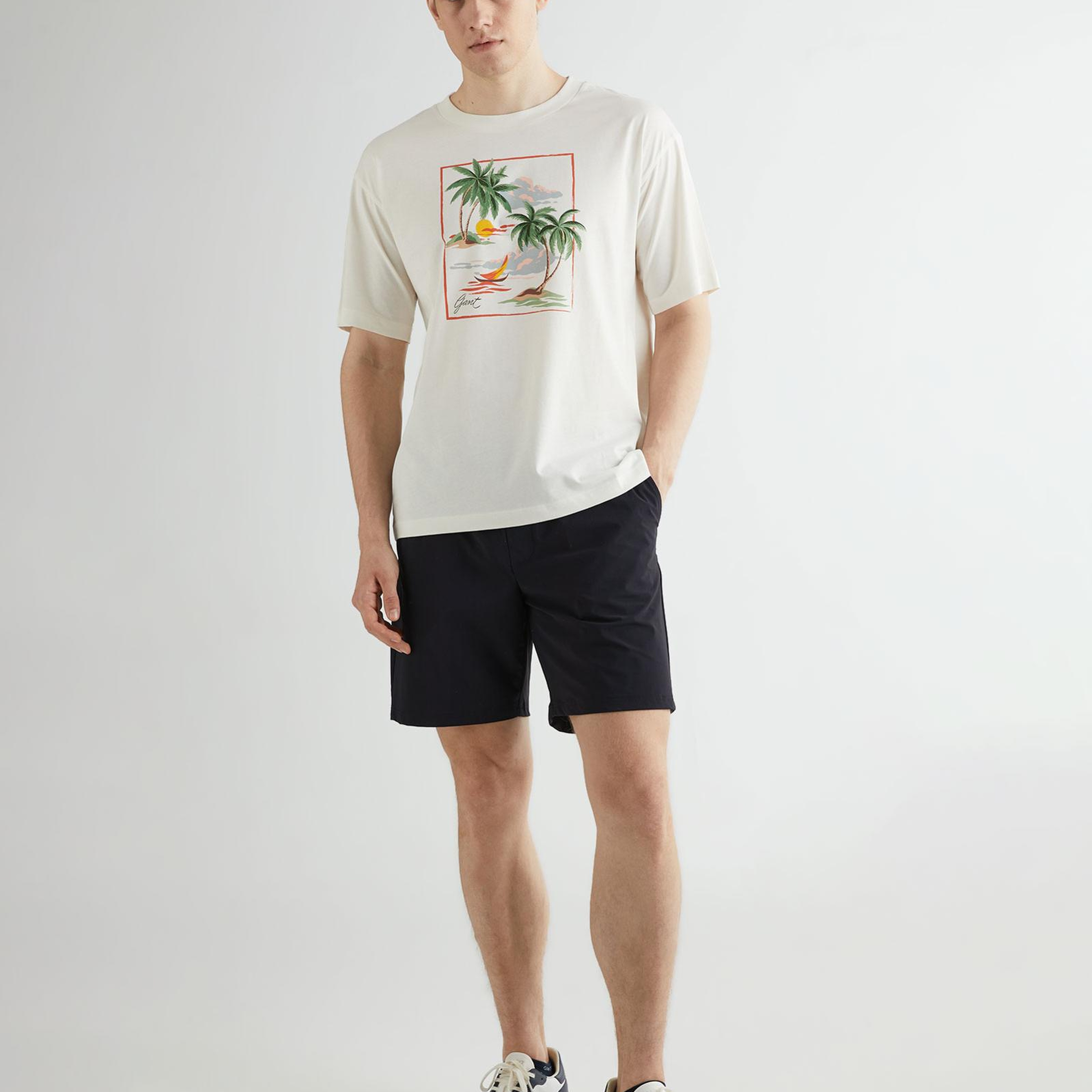 GANT Erkek Lacivert Regular Fit Şort