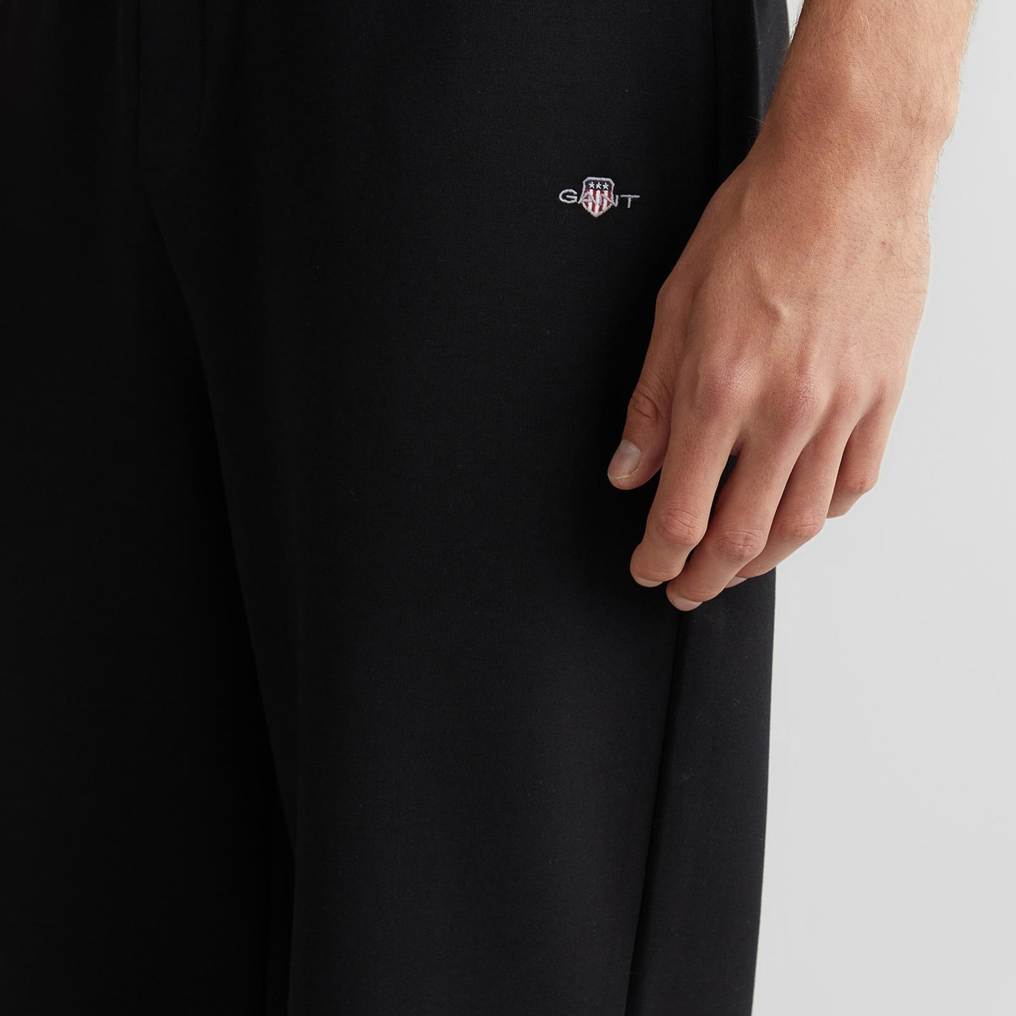 GANT Erkek Siyah Relaxed Fit Eşofman