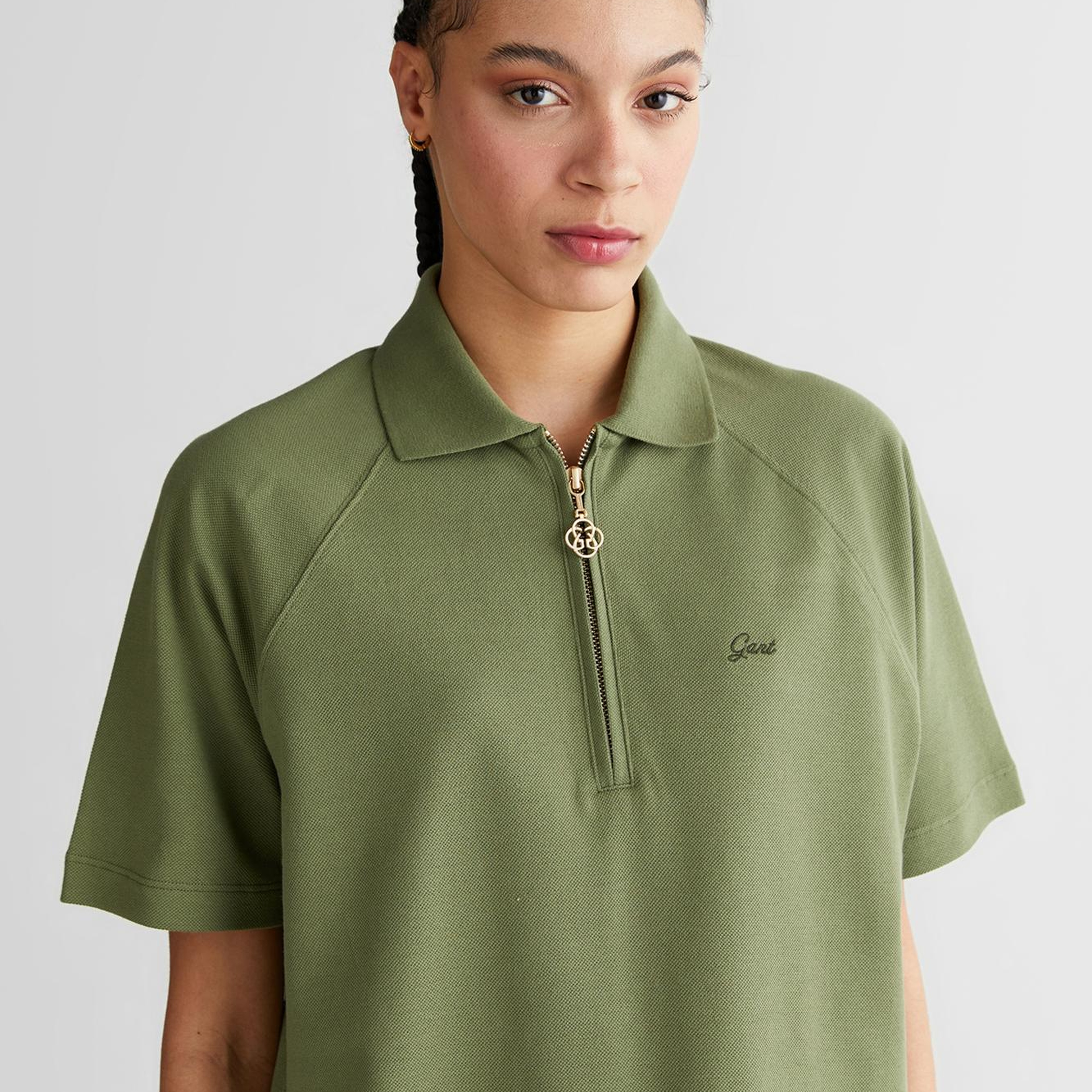 GANT Kadın Yeşil Regular Fit Yarım Fermuarlı Polo Yaka T-Shirt