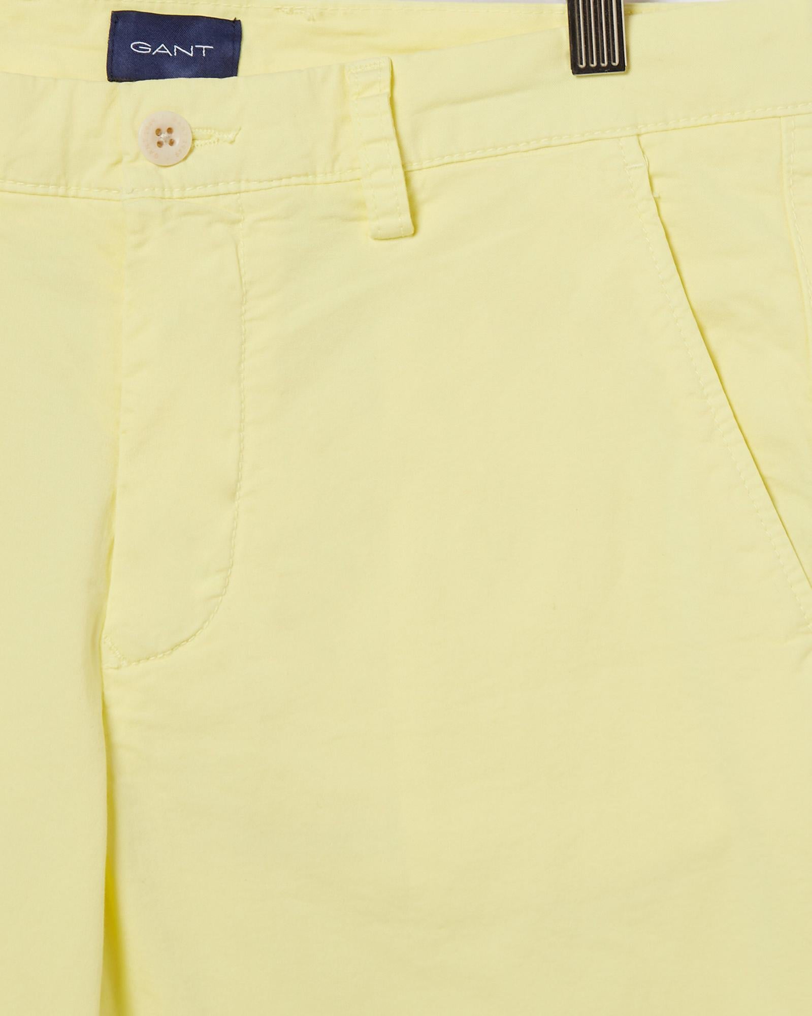 GANT Erkek Sarı Regular Fit Şort