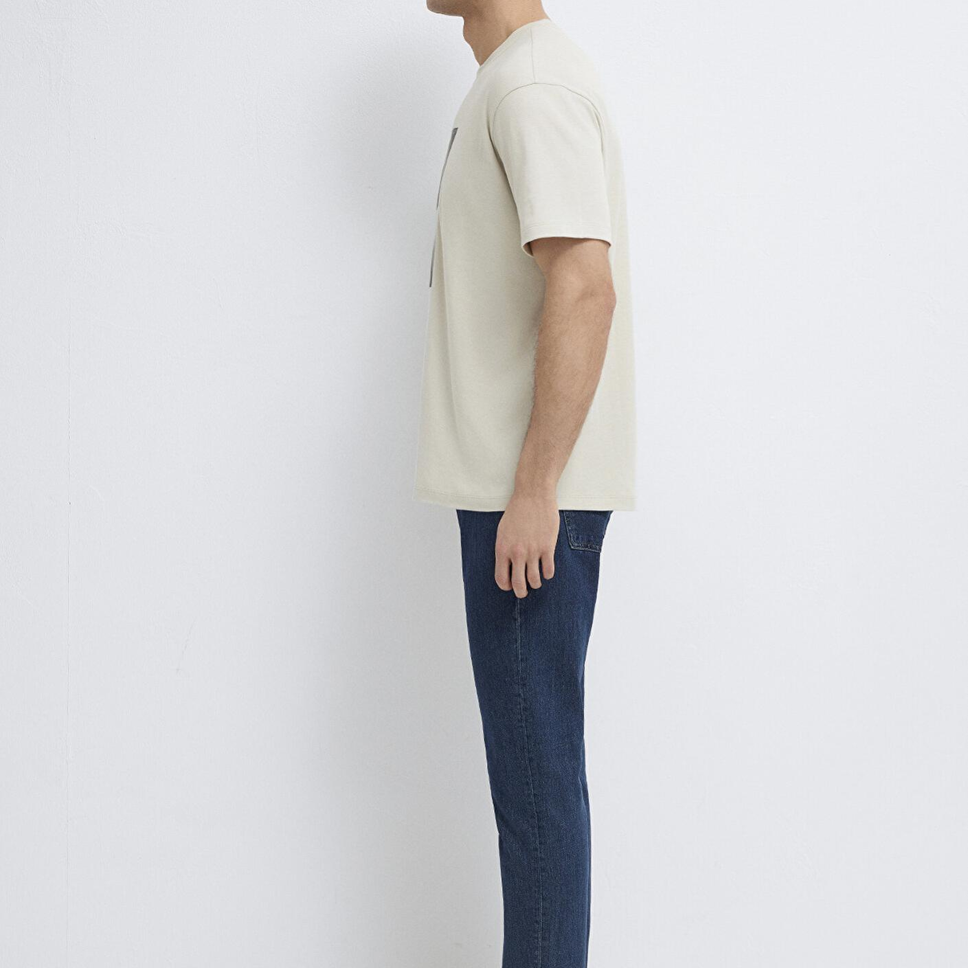 Mavi Baskılı Bej Tişört Loose Fit / Bol Rahat Kesim 0613601-70144