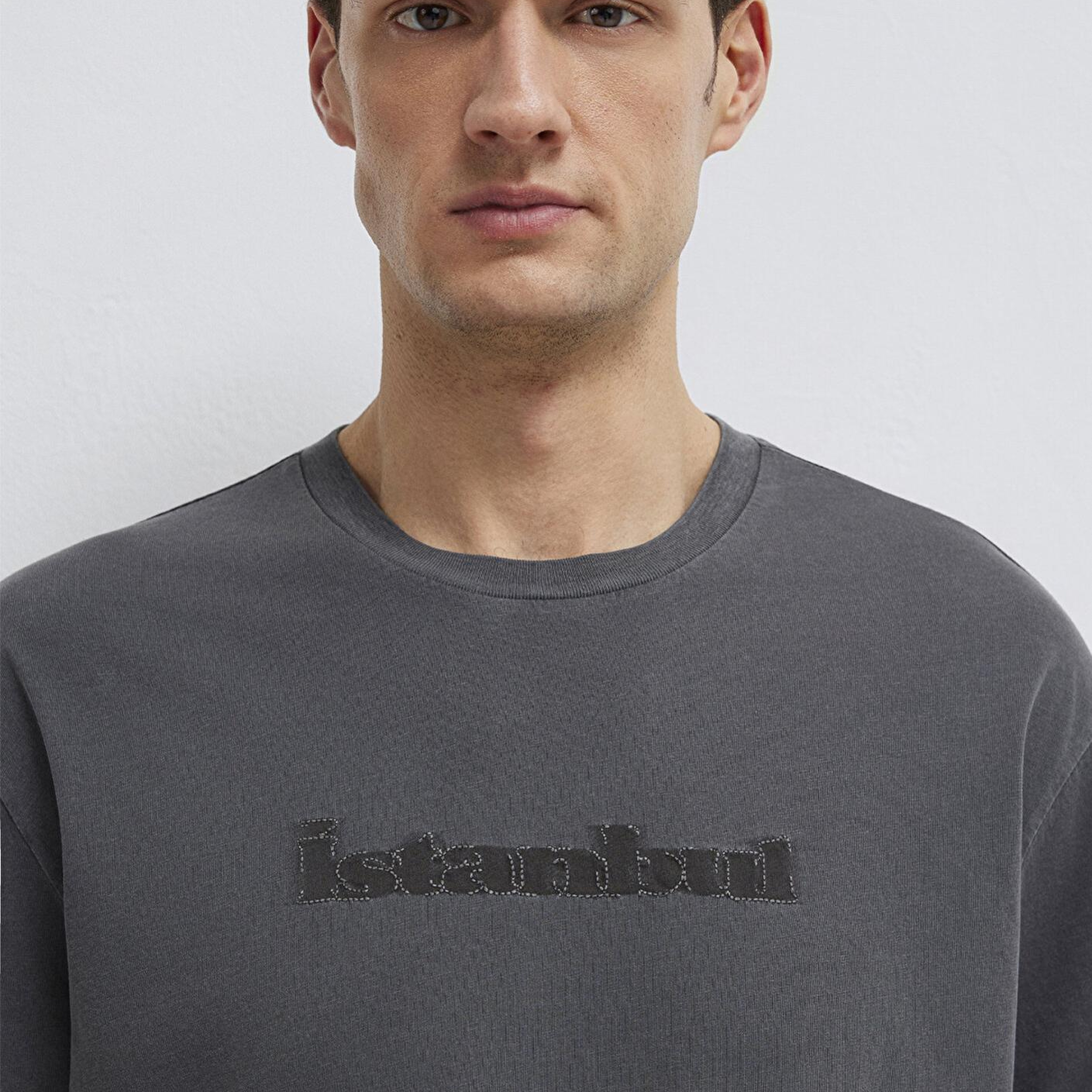 Mavi İstanbul Baskılı Antrasit Tişört Loose Fit / Bol Rahat Kesim 0613594-80106