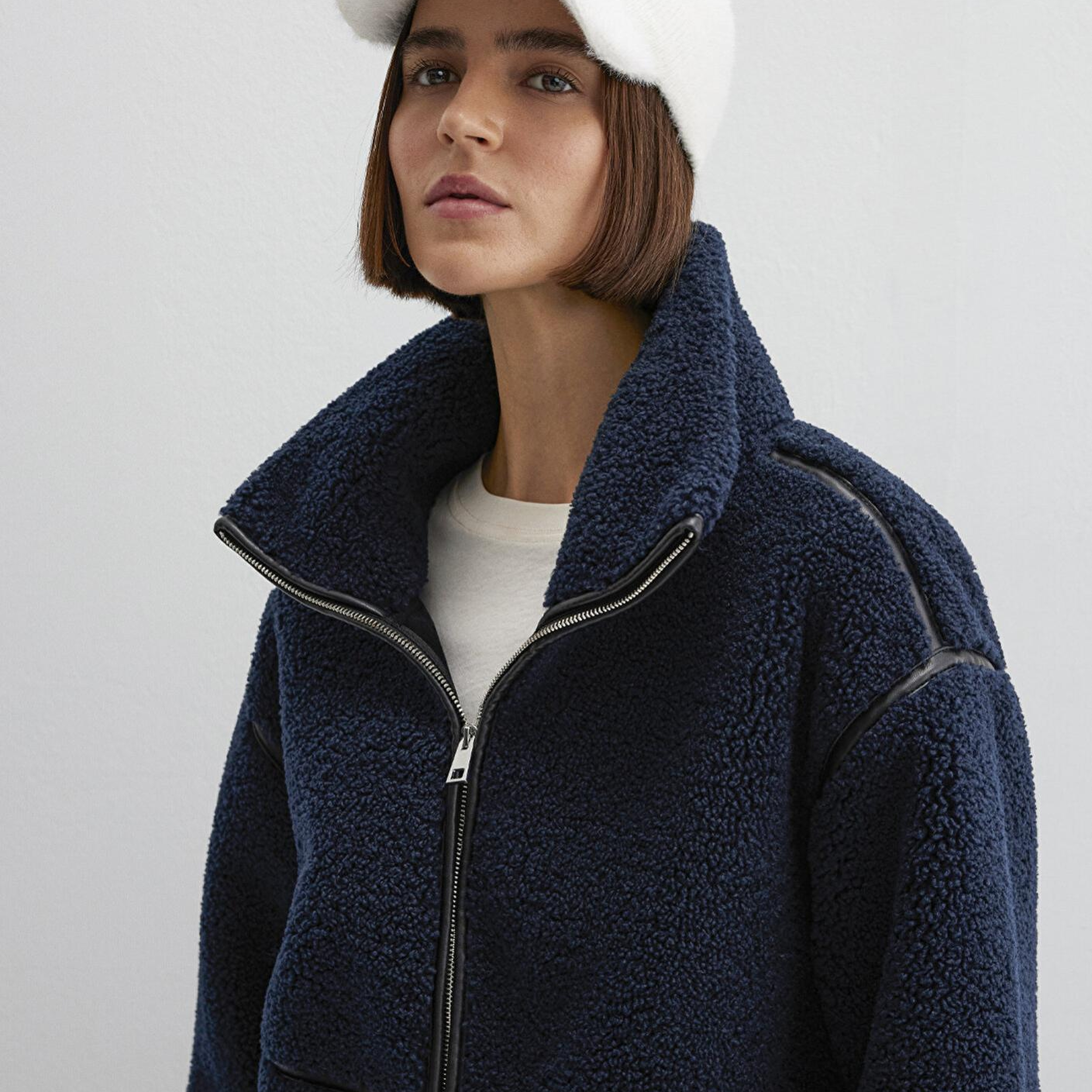 Mavi Peluş Ekru Şapka 1914003-70048