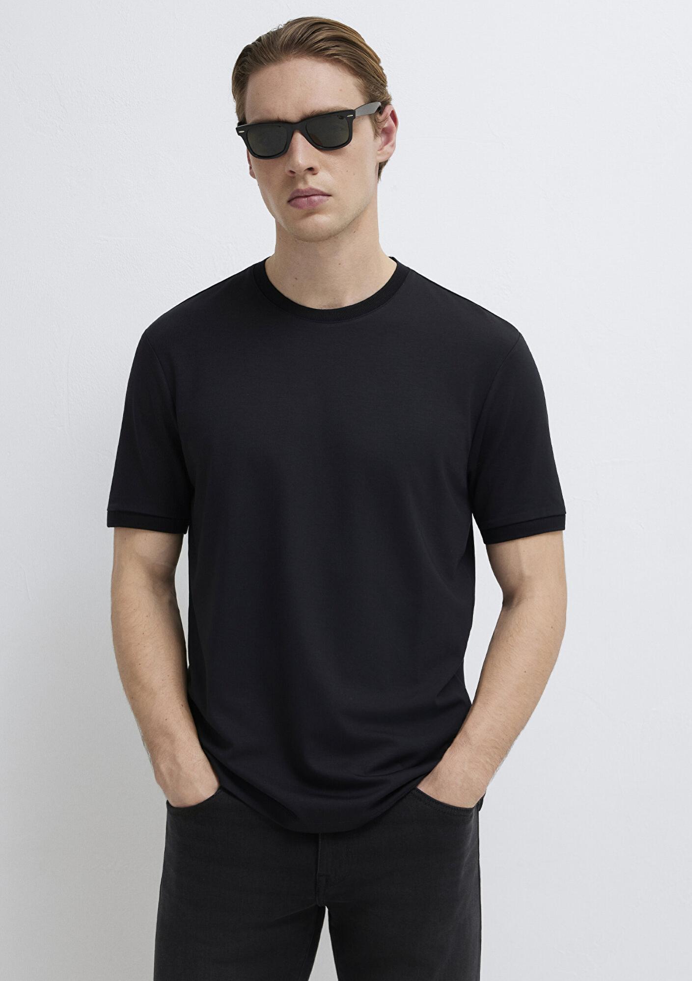 Mavi Soft-Premium Siyah Tişört Regular Fit / Normal Kesim 0613470-900